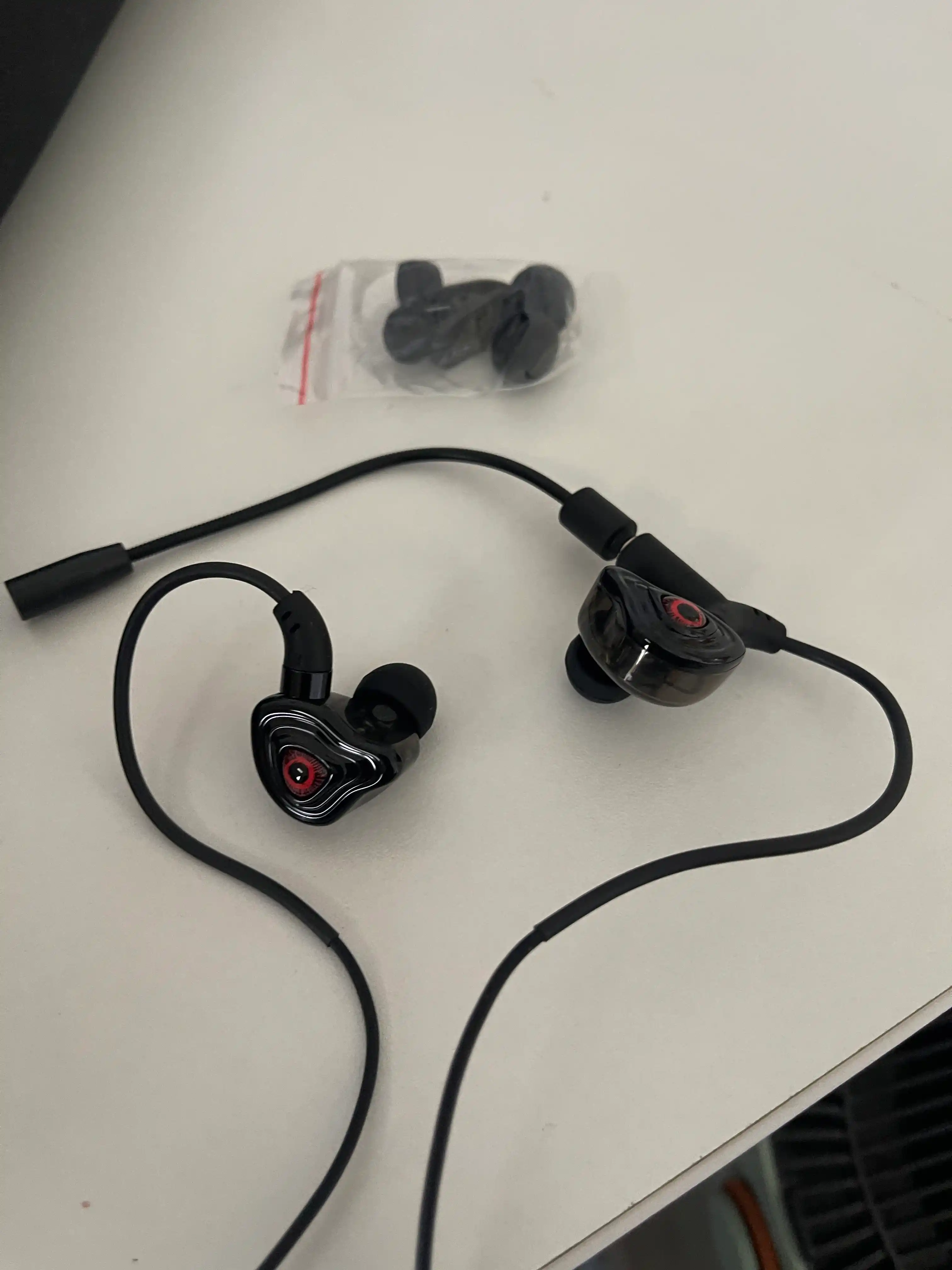 G59 simli o'yin quloqchinlari, mikrofonli, USB,Type-C va 3,5 mm, telefon va PC uchun