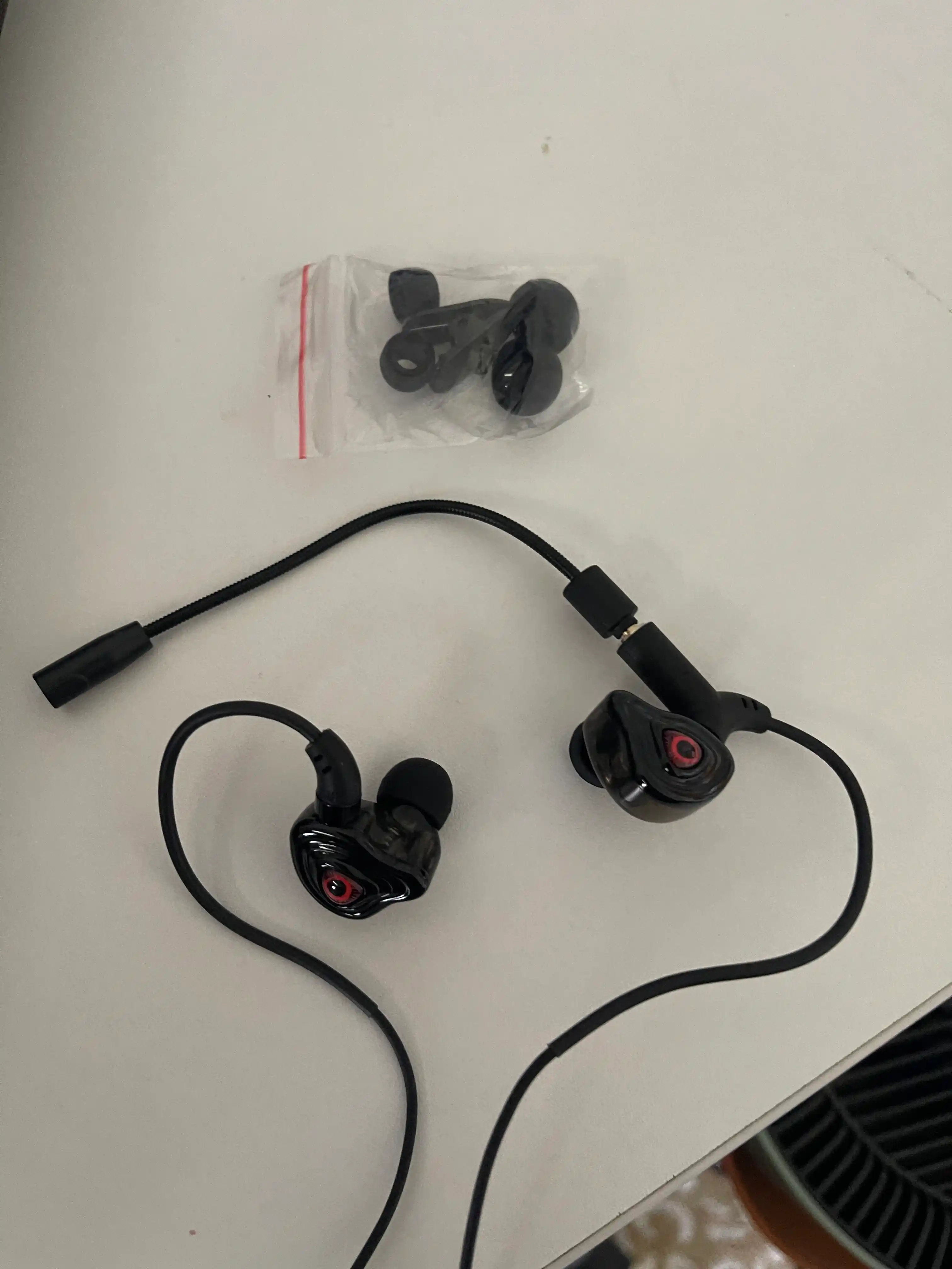 G59 simli o'yin quloqchinlari, mikrofonli, USB,Type-C va 3,5 mm, telefon va PC uchun
