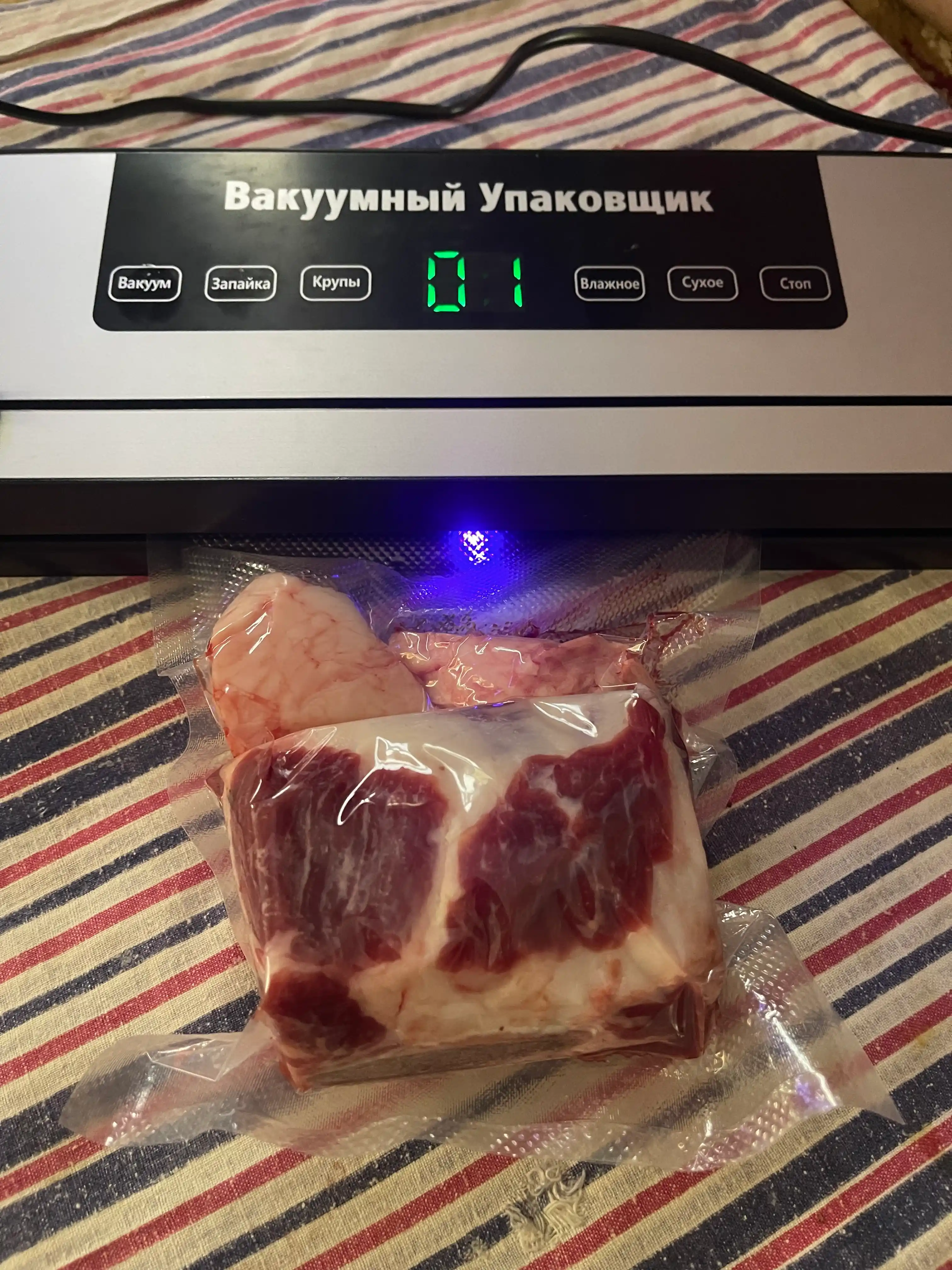 Вакууматор — вакуумный упаковщик продуктов, +60/+10 пакетов, машина для вакуумной упаковки