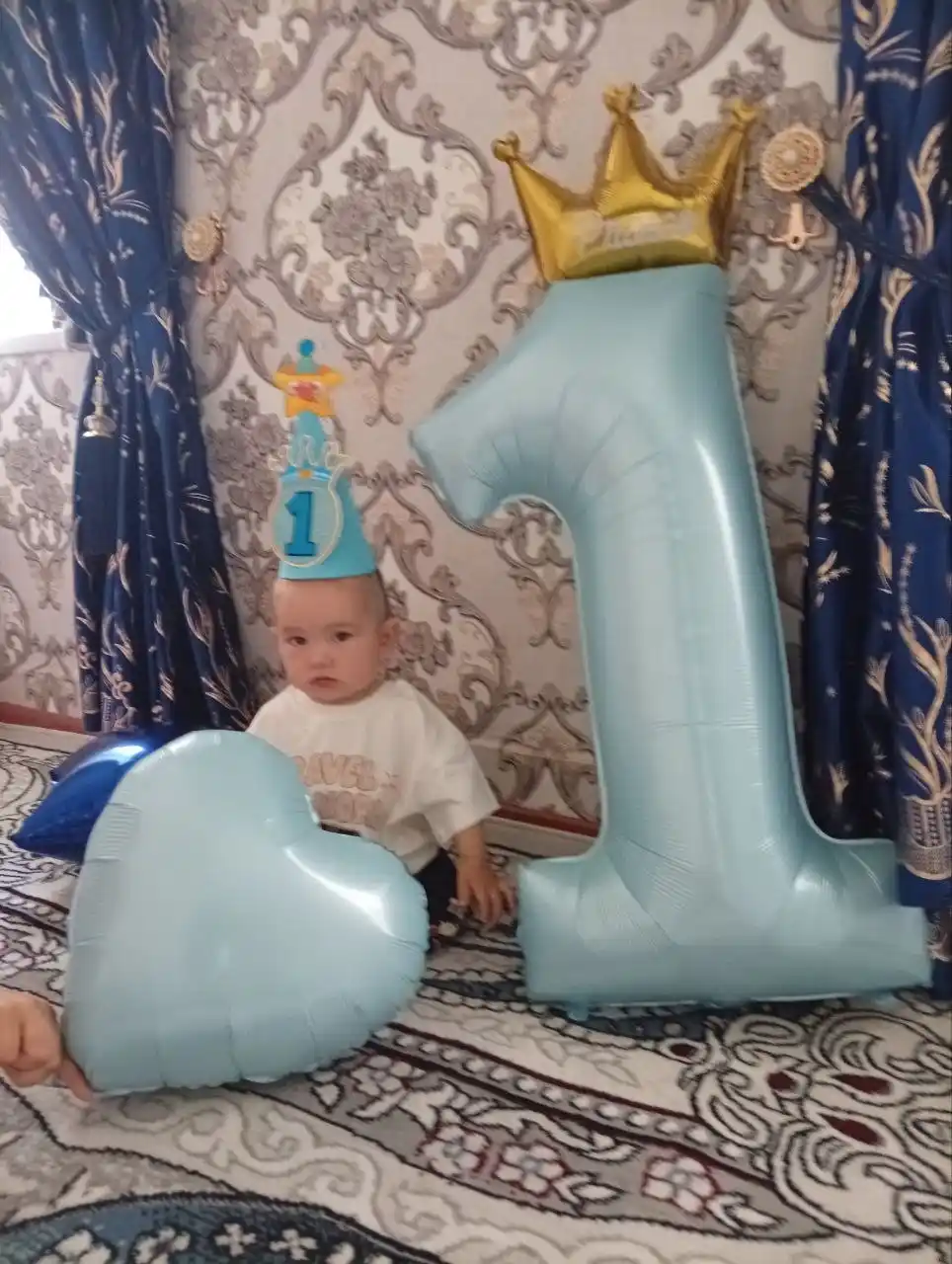 1 yosh uchun folgalangan sharlar to‘plami o‘g‘il va qiz bolalar tug‘ilgan kuni uchun bezak