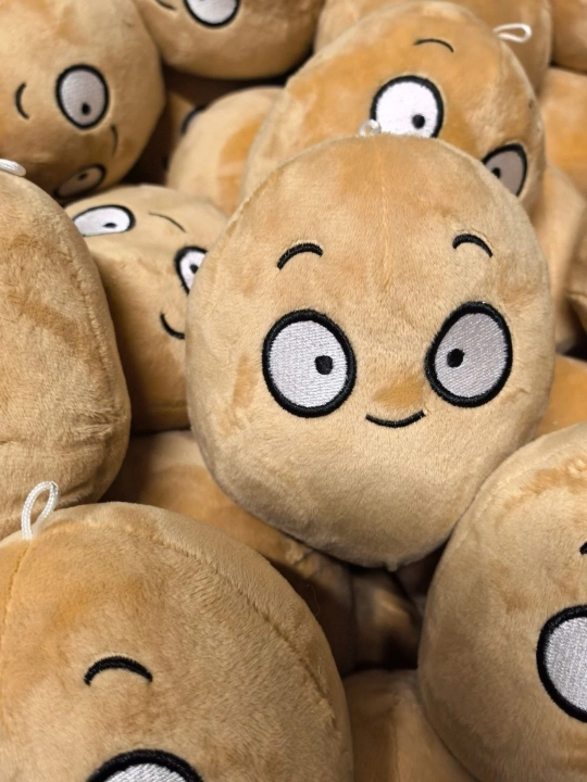Plants vs. Zombies o‘yinidagi yong‘oq, yumshoq o‘yinchoq-yong‘oq - 