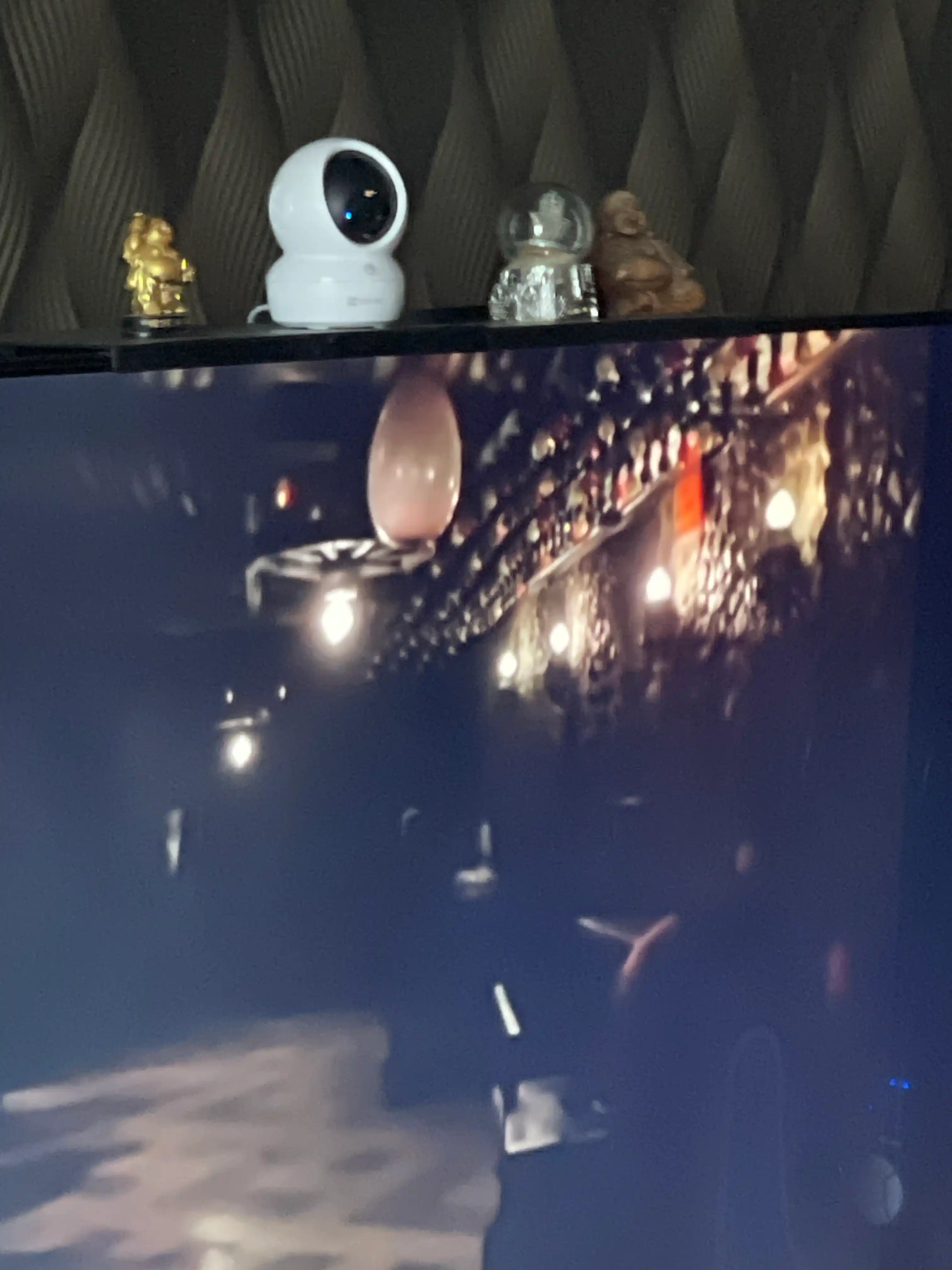 EZVIZ H6c Pro HD 1080P (2mp)WIFI камера с поворотом на 360°, двухсторонняя аудиосвязь