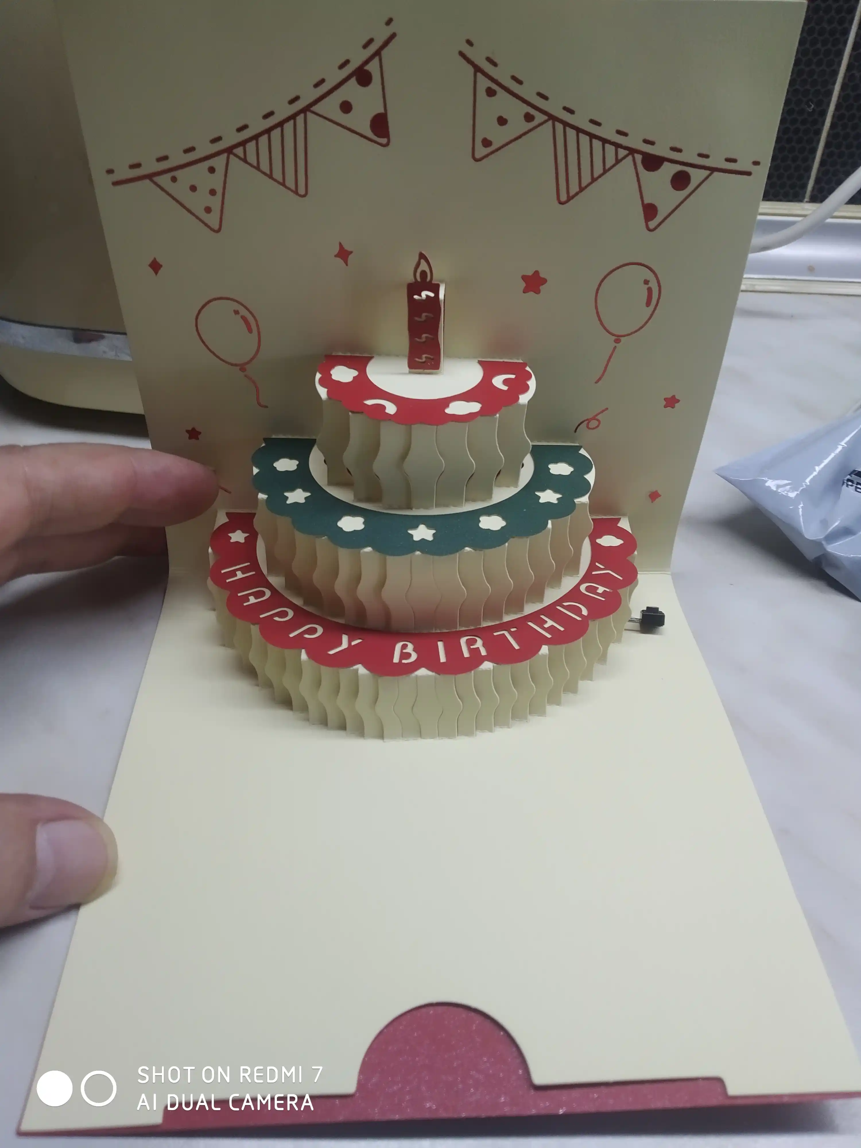 Tug'ilgan kun uchun otkritka, "Happy Birthday", konvert, sovg'a erkaklar va ayollar uchun