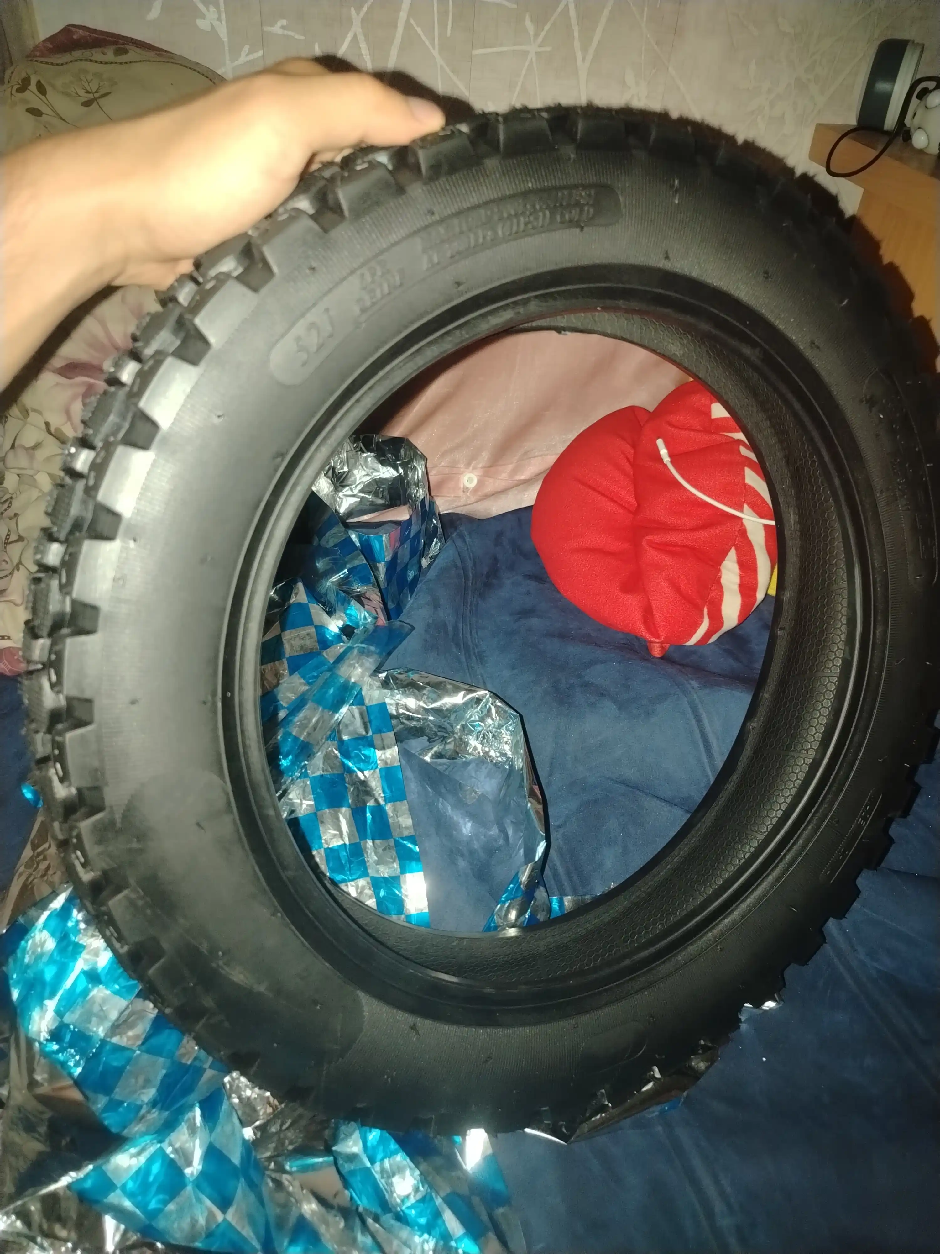 Universal skuter, moped va motorollerlar uchun shina