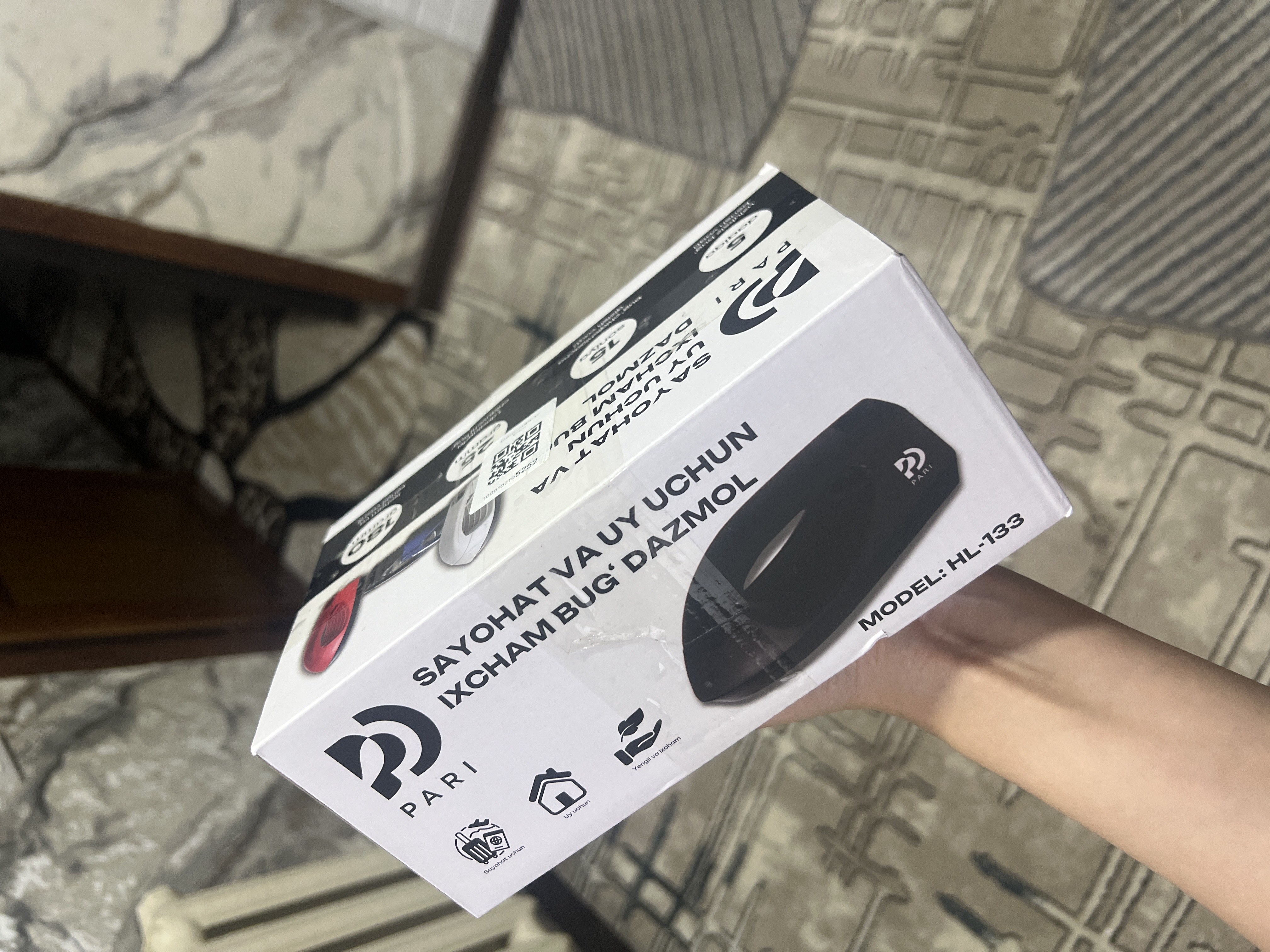 PARI bug‘li dazmol kiyim uchun, portativ model HL-133, 850 W