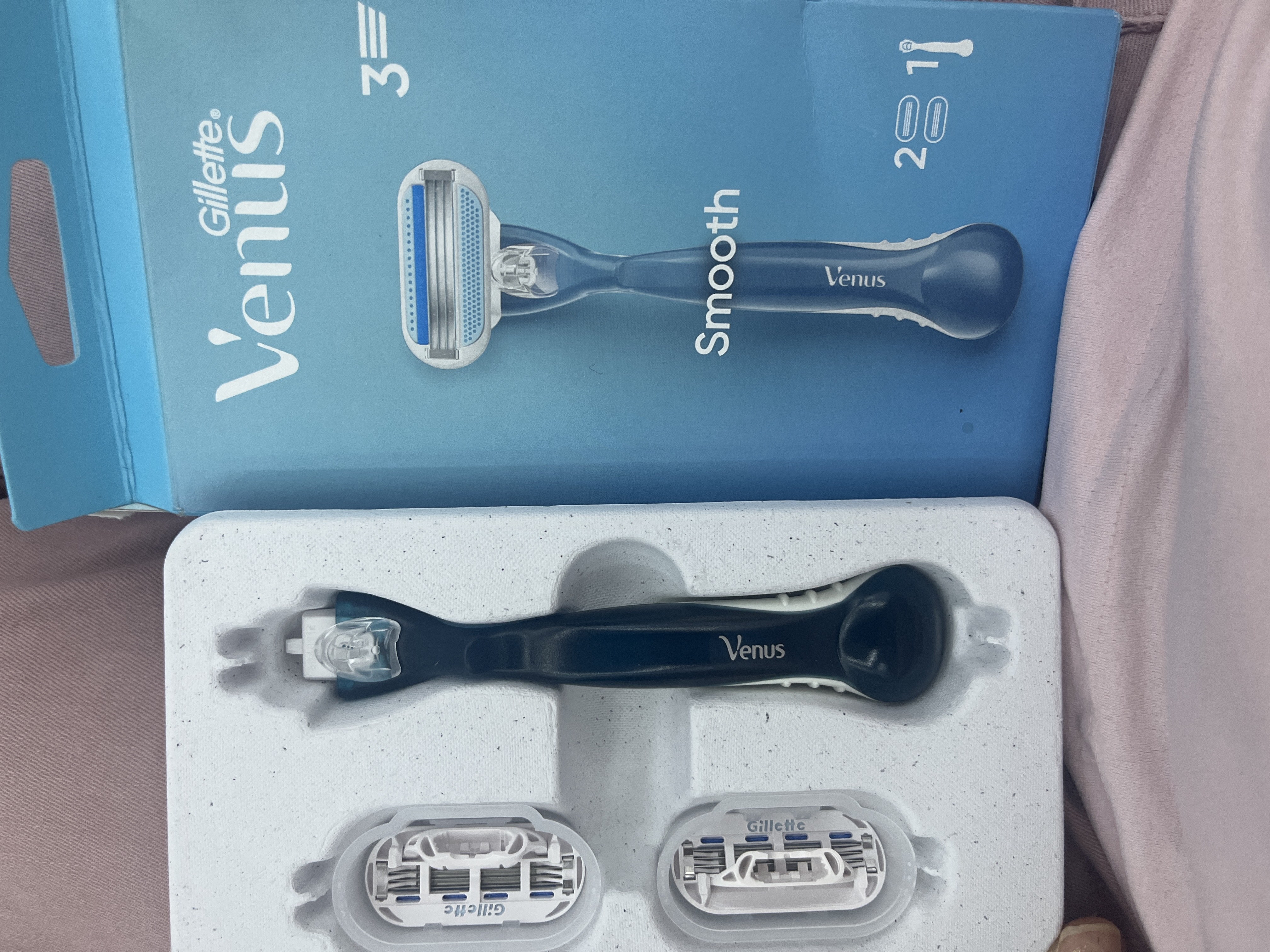 Женская бритва Venus Smooth, с 2 сменными кассетами