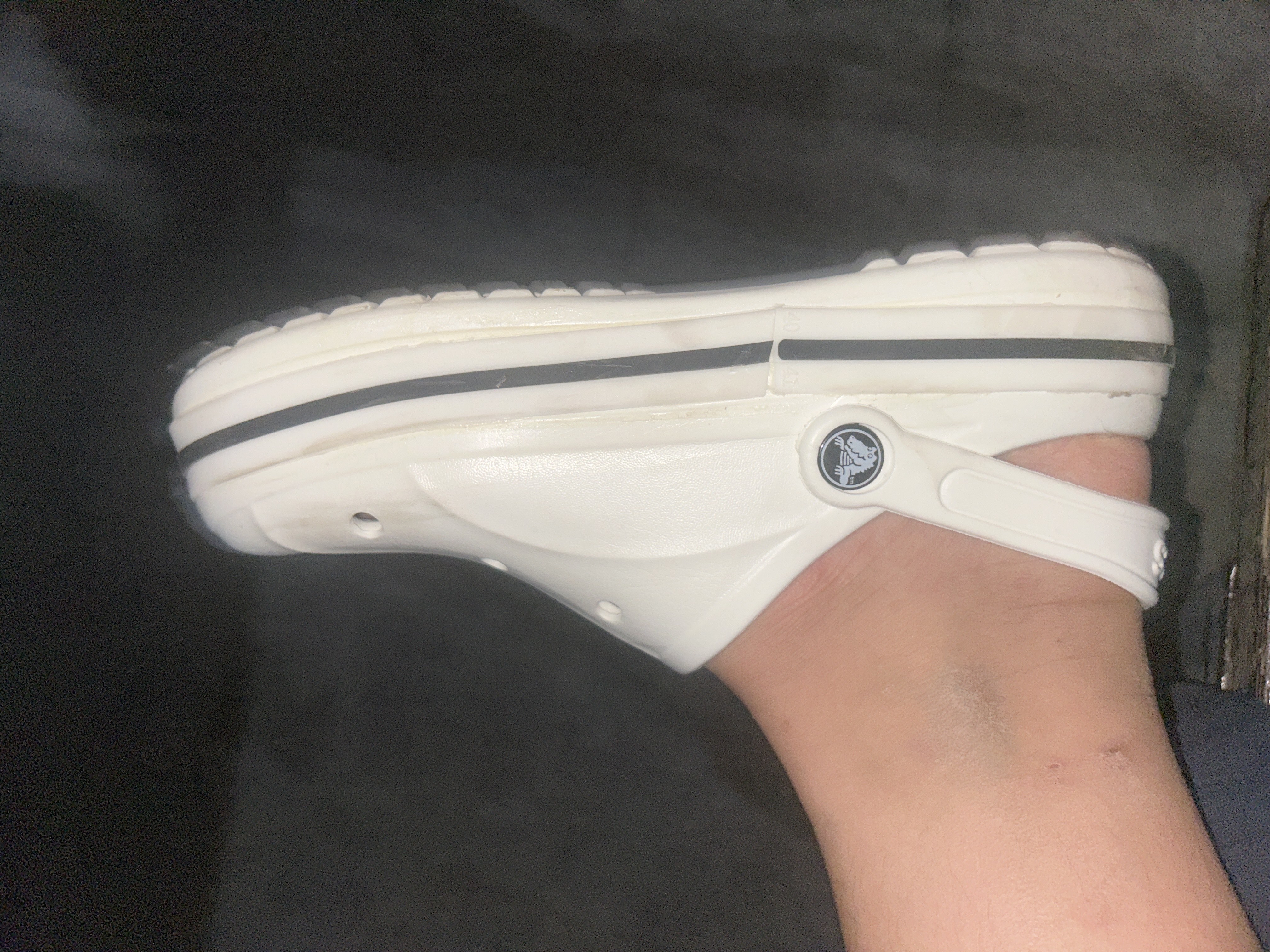 Crocs, qulay, erkaklar va ayollar uchun yozgi shippaklar