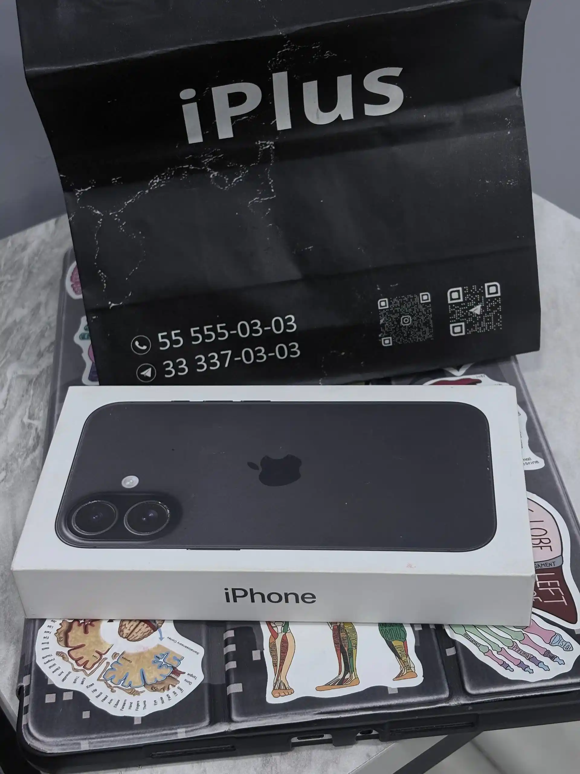 Смартфон iPhone 16, 128/256 ГБ, SIM/DualSIM, чехол и стекло в подарок