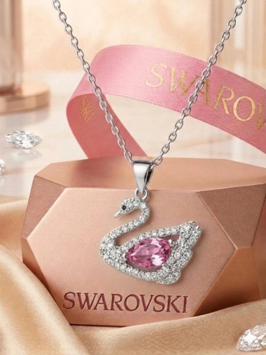 Ayollar zanjiri - SWAROVSKI kristallari bilan bezatilgan oqqush shaklidagi marjon - 