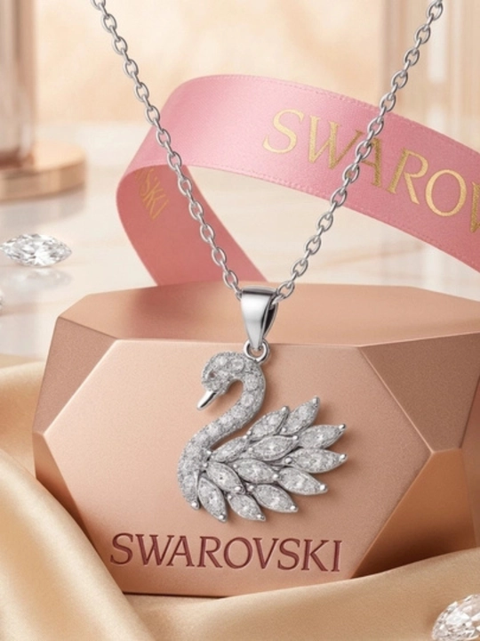 Ayollar zanjiri - SWAROVSKI kristallari bilan bezatilgan oqqush shaklidagi marjon - 