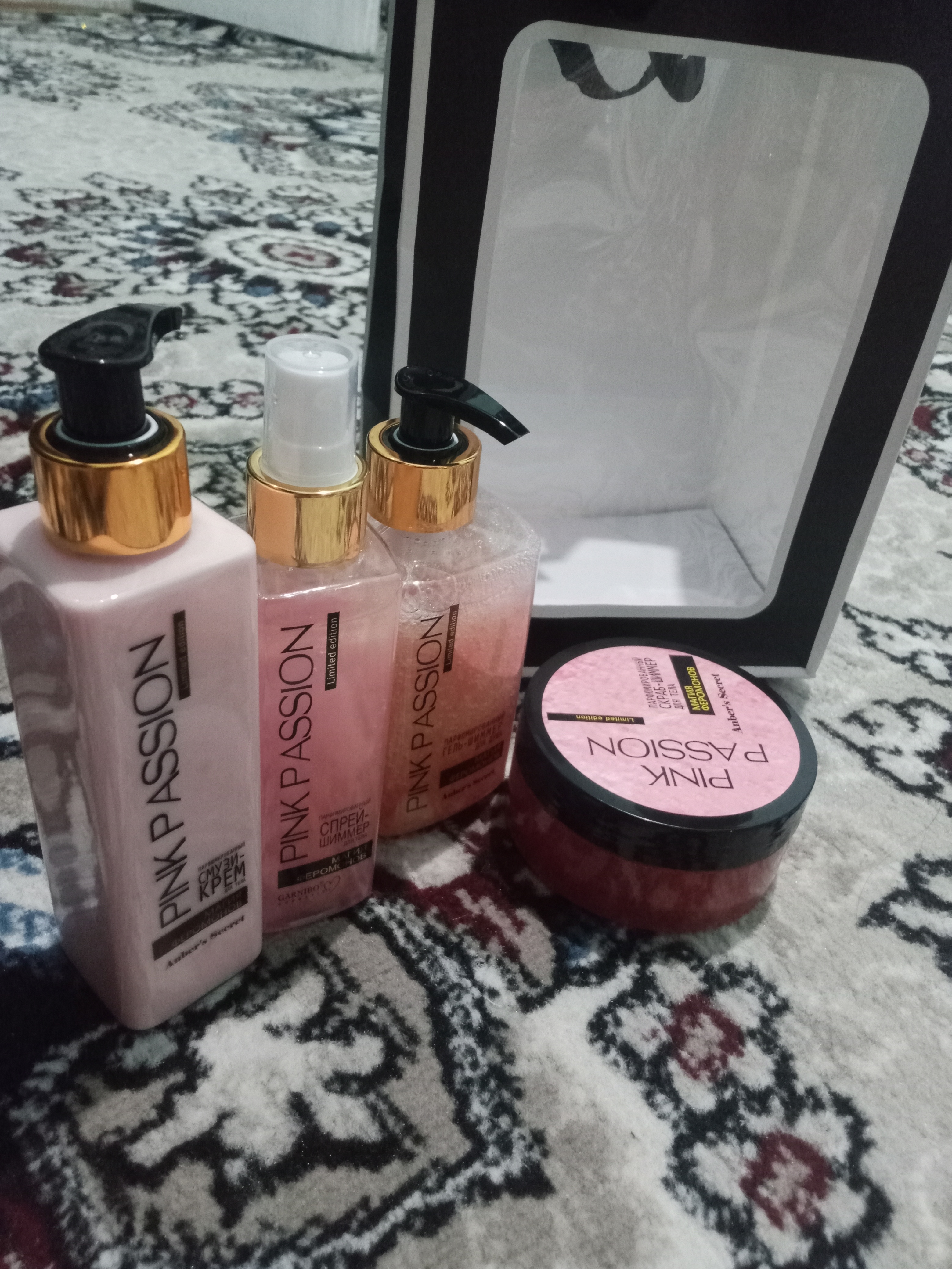 Pink passion, уход за телом; парфюмированный набор; феромоновый парфюм