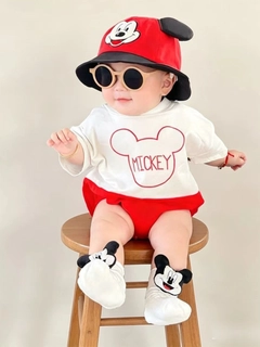 Красный