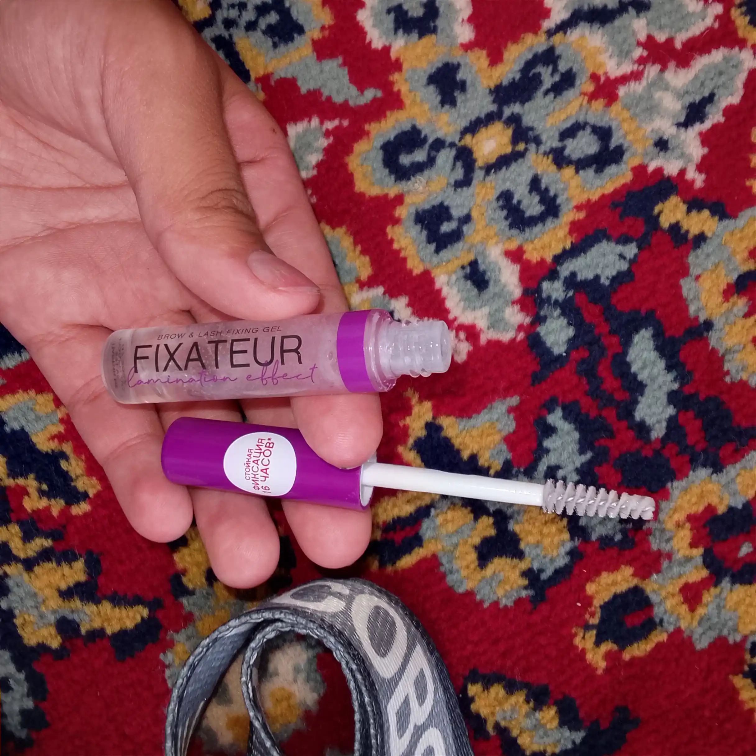 Qoshlar uchun gel, fiksator Viviene Sabo Fixateur