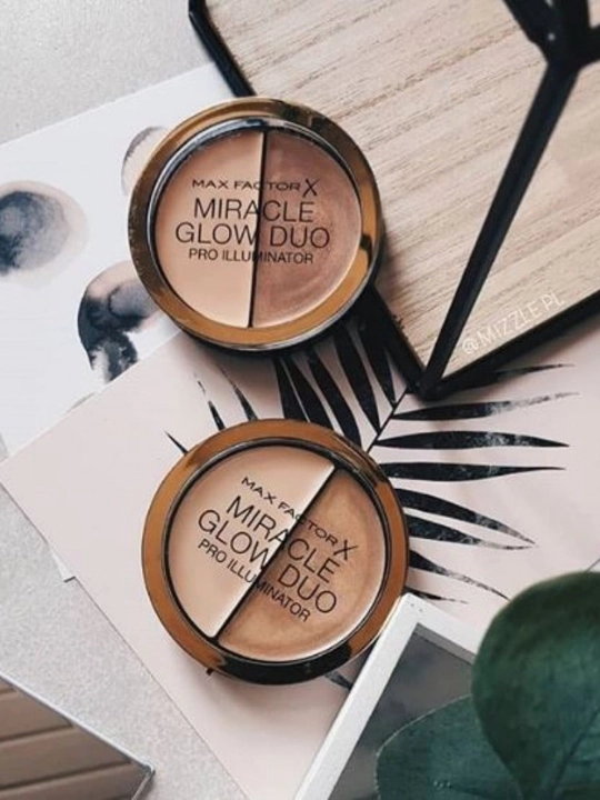 Max Factor Miracle Glow Duo kremli xaylayter, teri nur effekti