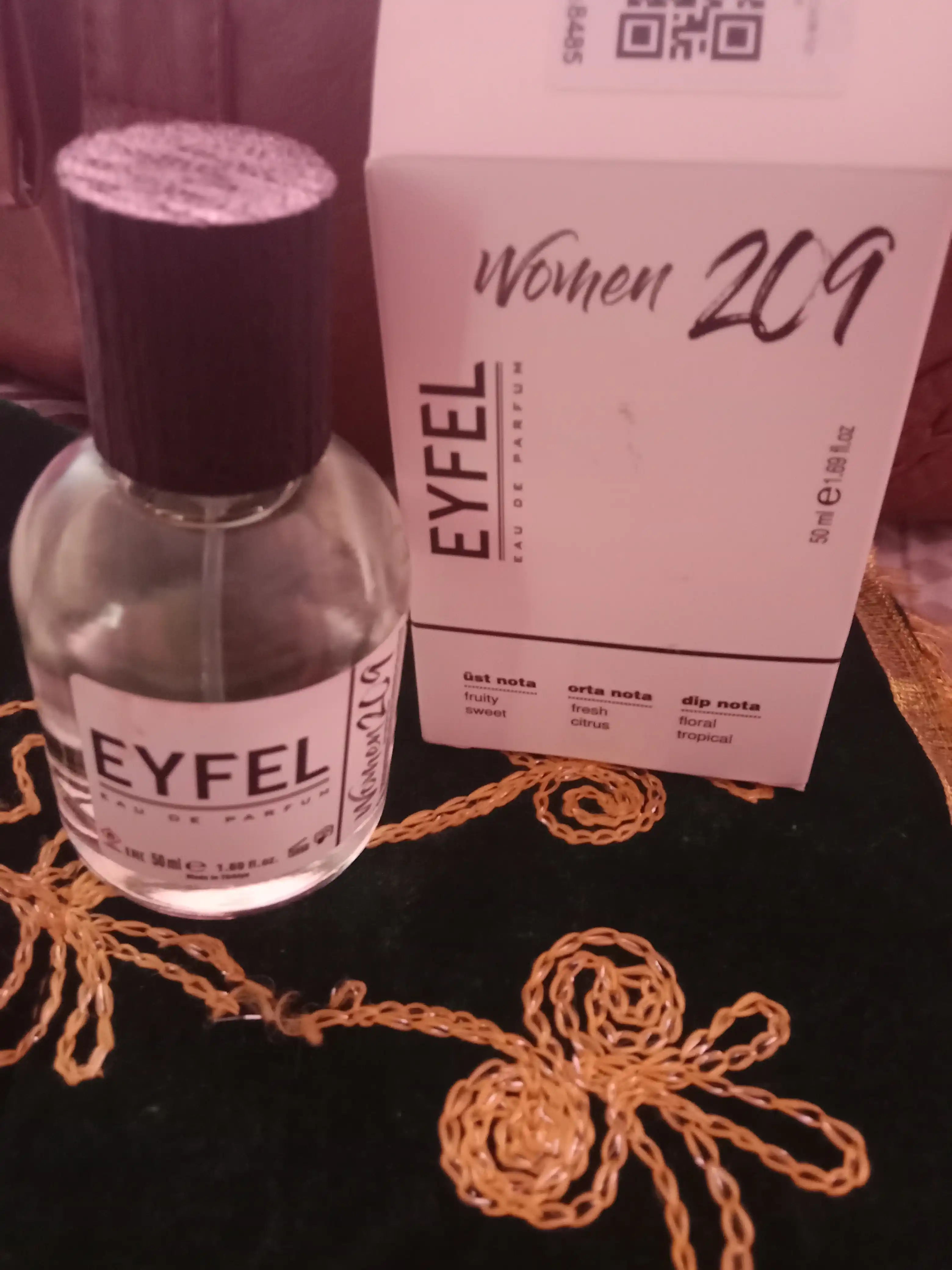 Парфюмерная вода для женщин "Eyfel"