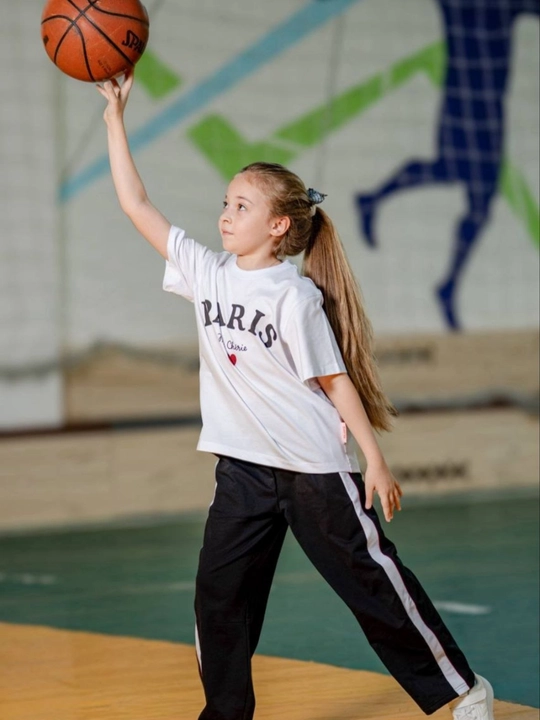 Qizlar uchun 2 qismli sport komplekti, PARIS futbolka va keng shim, 11-14 yosh