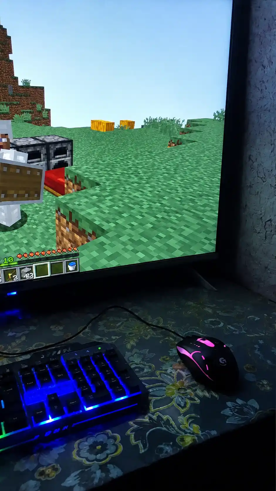 RGB klaviatura, simli, simsiz, mexanik variantlar, klaviatura + sichqoncha to‘plami