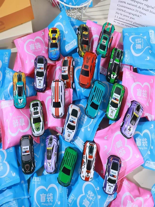 Mini surprise, paketda mashina, elektr mini mashinalar, 3 dona