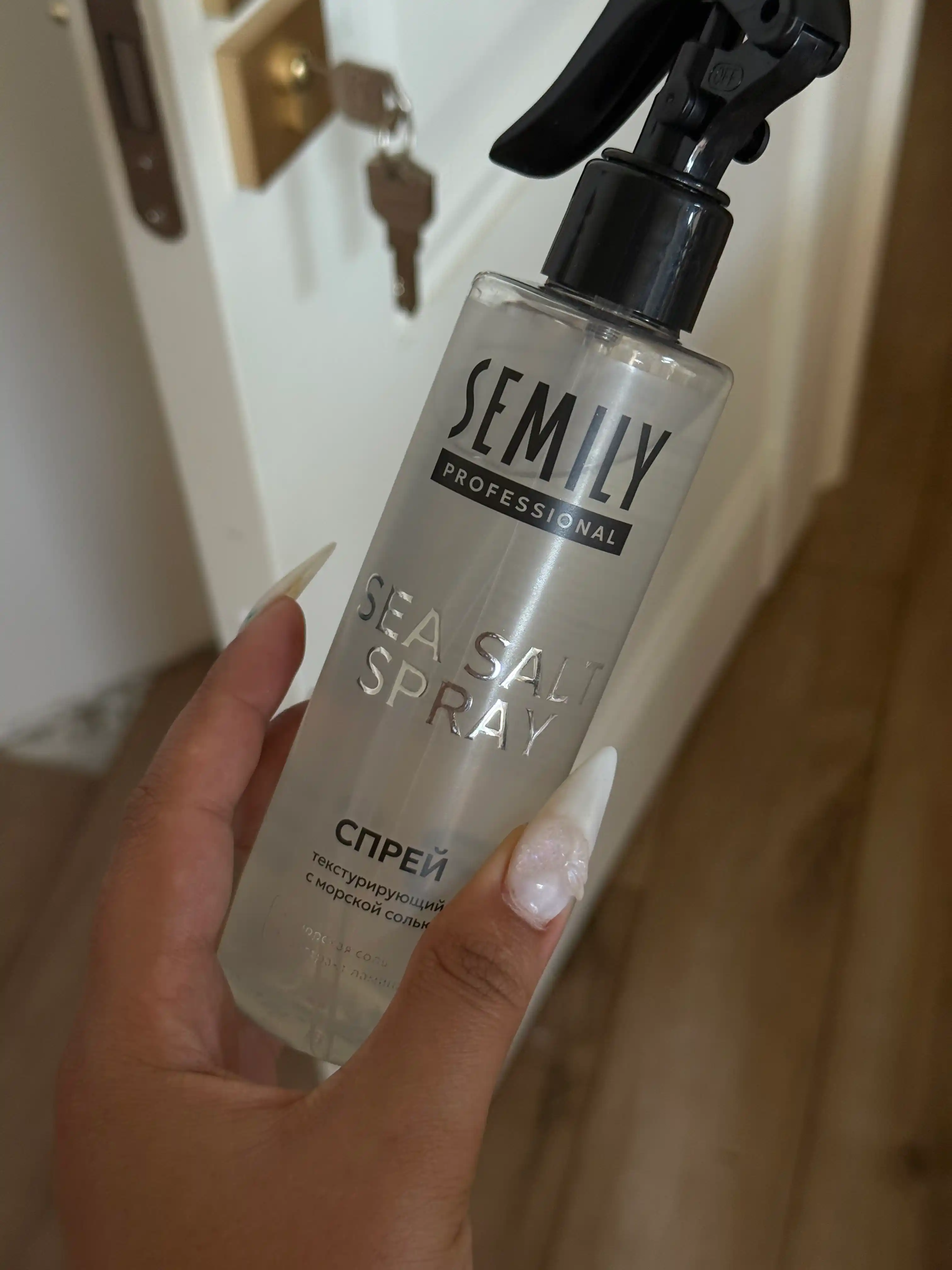 SEMILY soch spreyi, sochlarni issiqlikdan himoyalovchi xushbo‘y krem, soch parvarishi uchun 200 ml