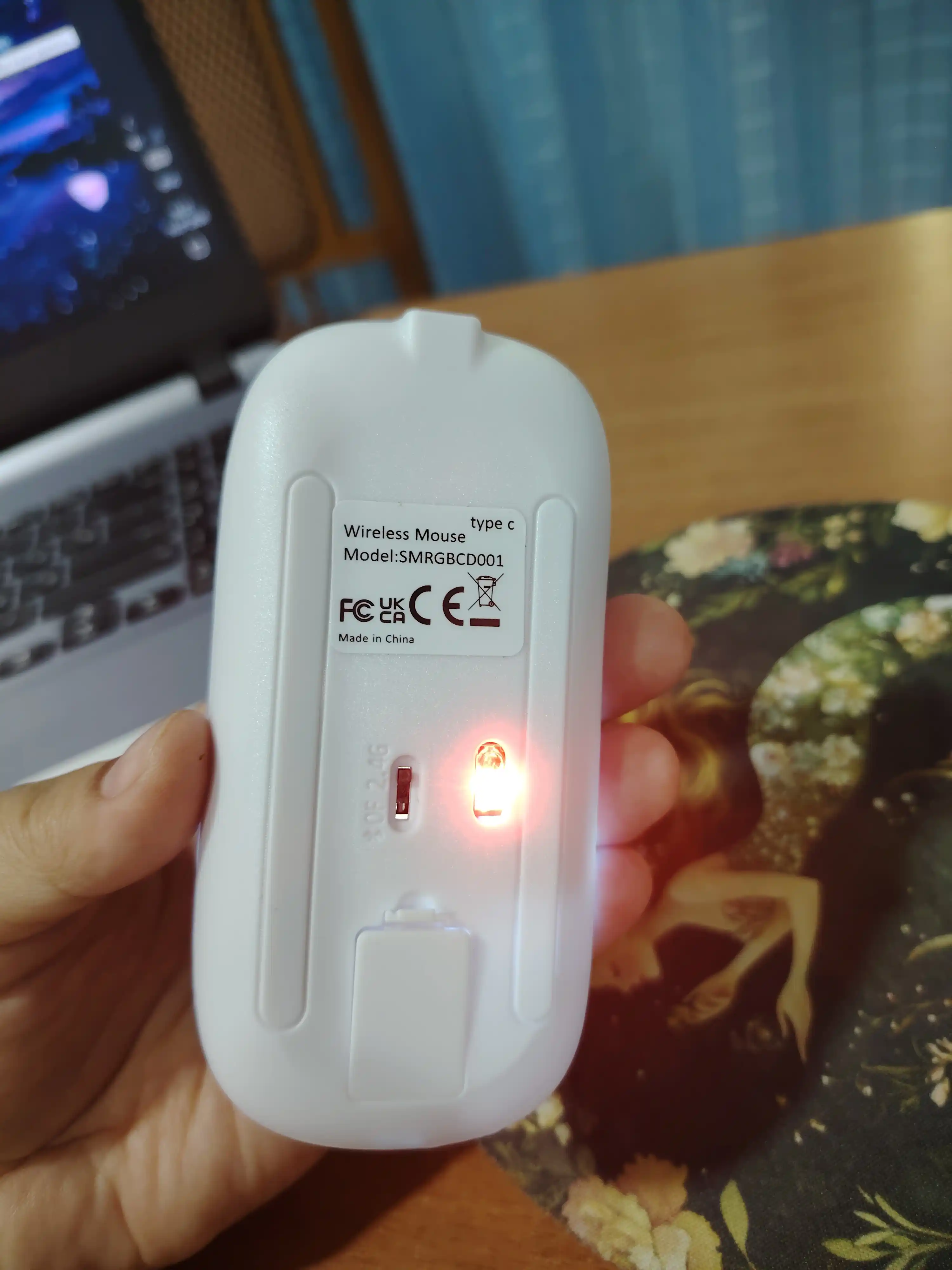 Imsiz sichqoncha Bluetooth +2.4G RGB jim ishlaydigan Type-C noutbuk kompyuter Mac uchun