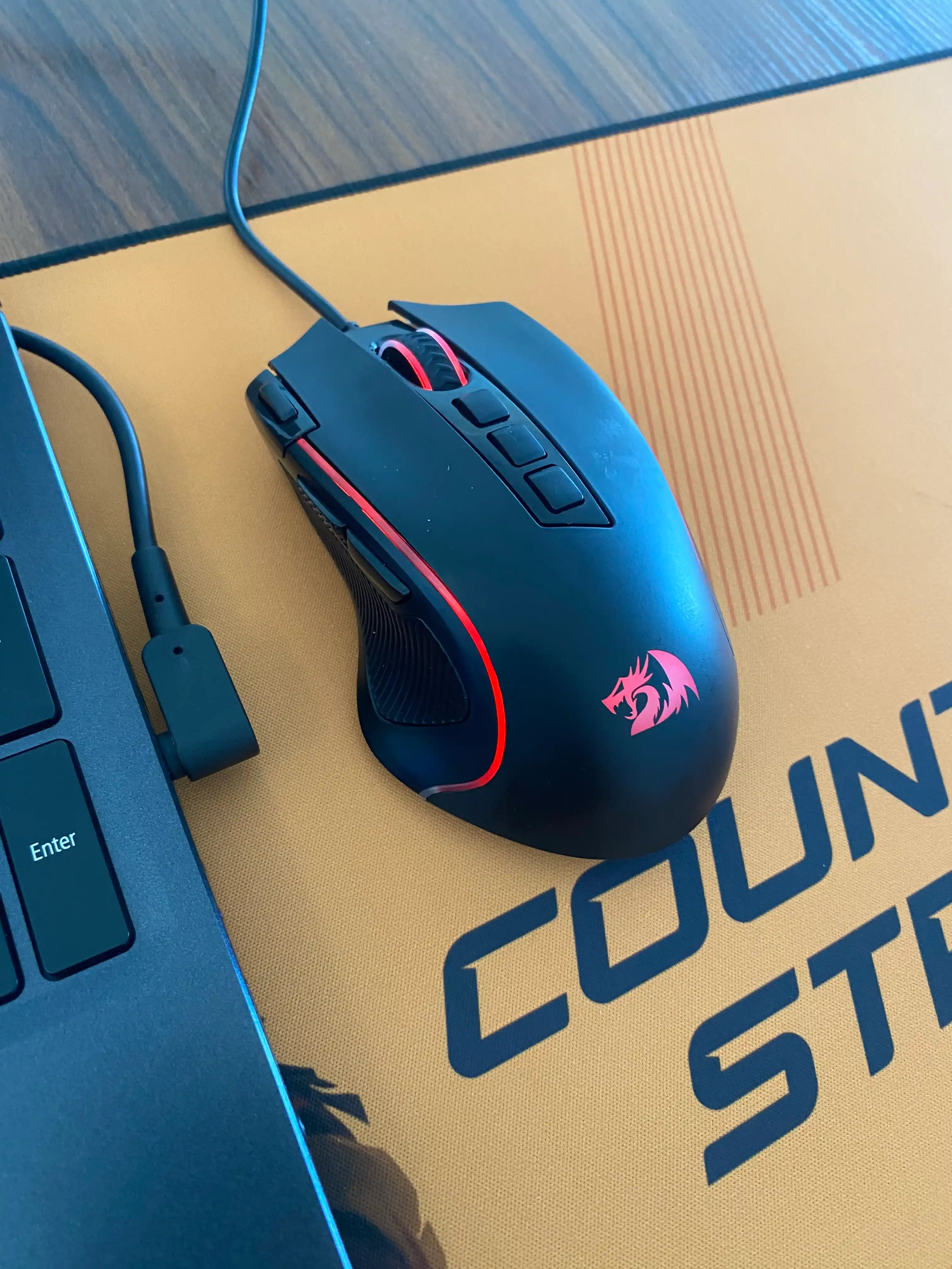 Simli o'yin sichqonchasi Redragon PREDATOR M612-RGB