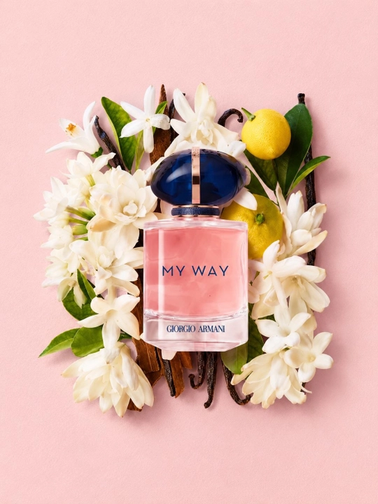 Ayollar uchun "Giorgio Armani My Way" parfyumlangan suvi, 90 ml