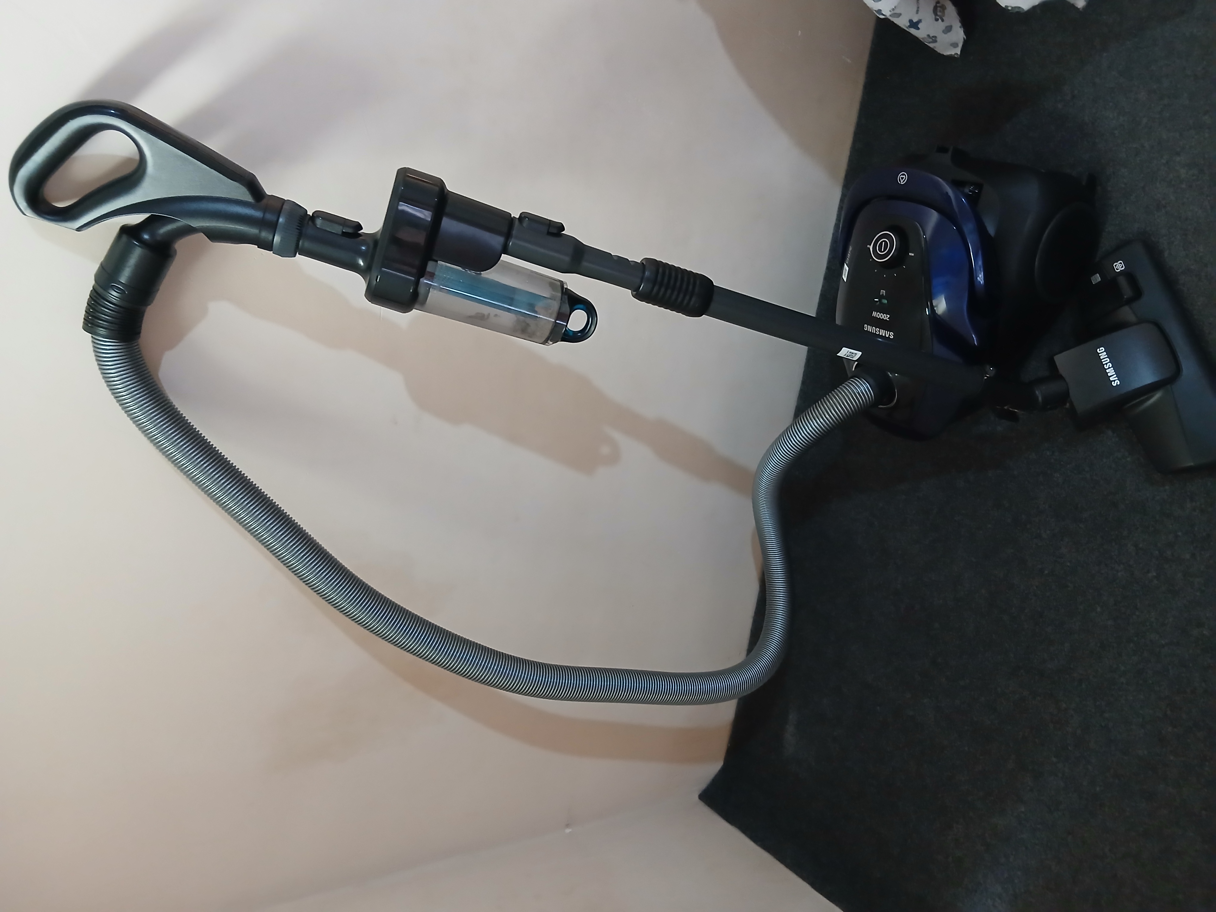 Пылесос Samsung VC20M255BWB/UZ