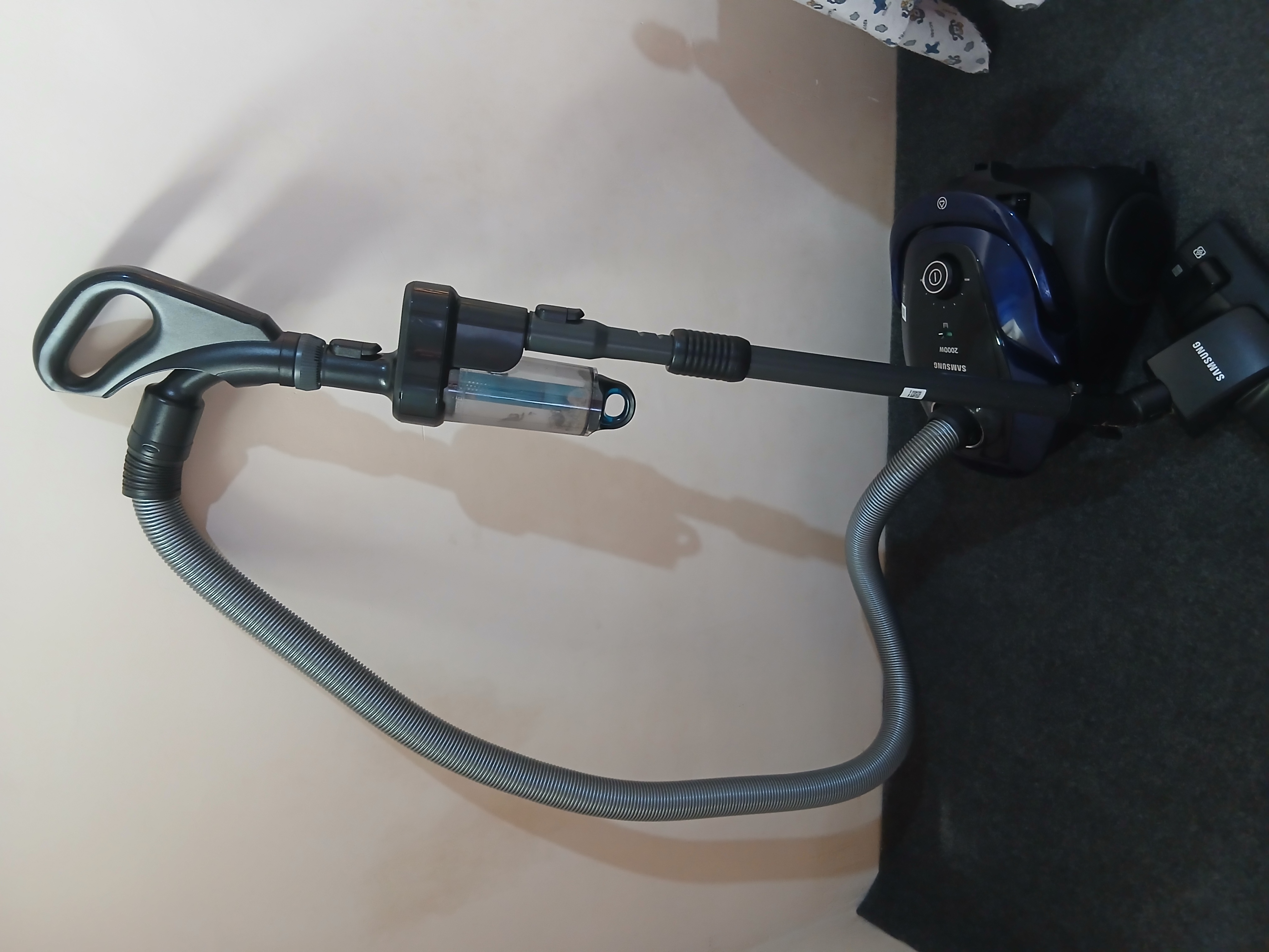 Пылесос Samsung VC20M255BWB/UZ