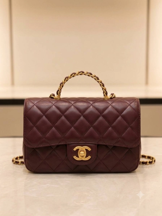 Chanel uslubidagi ayollar sumkasi, pushti, zanjirli qavilgan model, nafis aksessuar - 