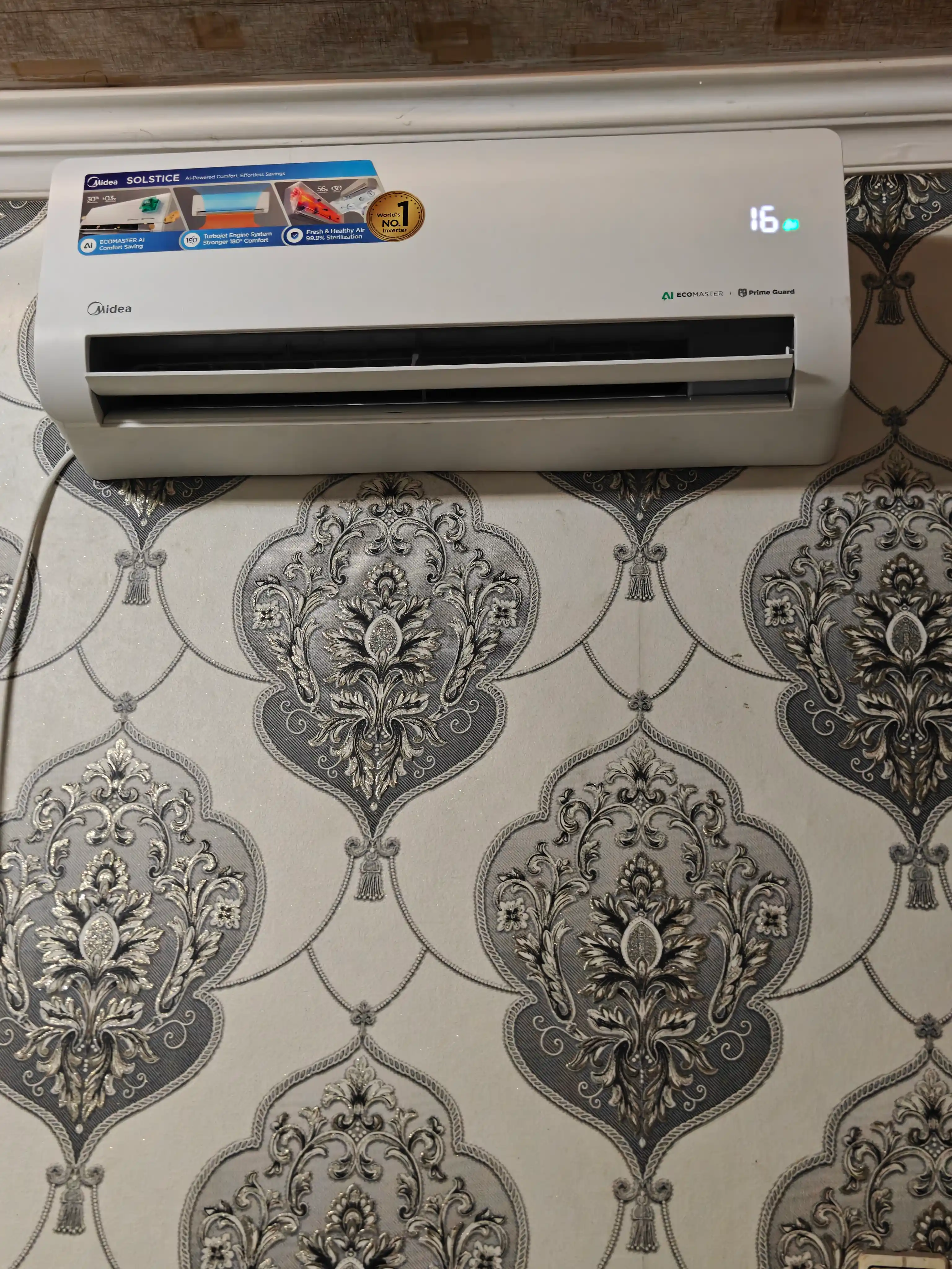 Кондиционер Midea ALBA PRO Inverter, тихий, экономия до 30%, низкое напряжение