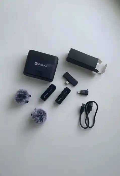 Беспроводной микрофон для телефона с шумоподавлением, петличка для iPhone и Android