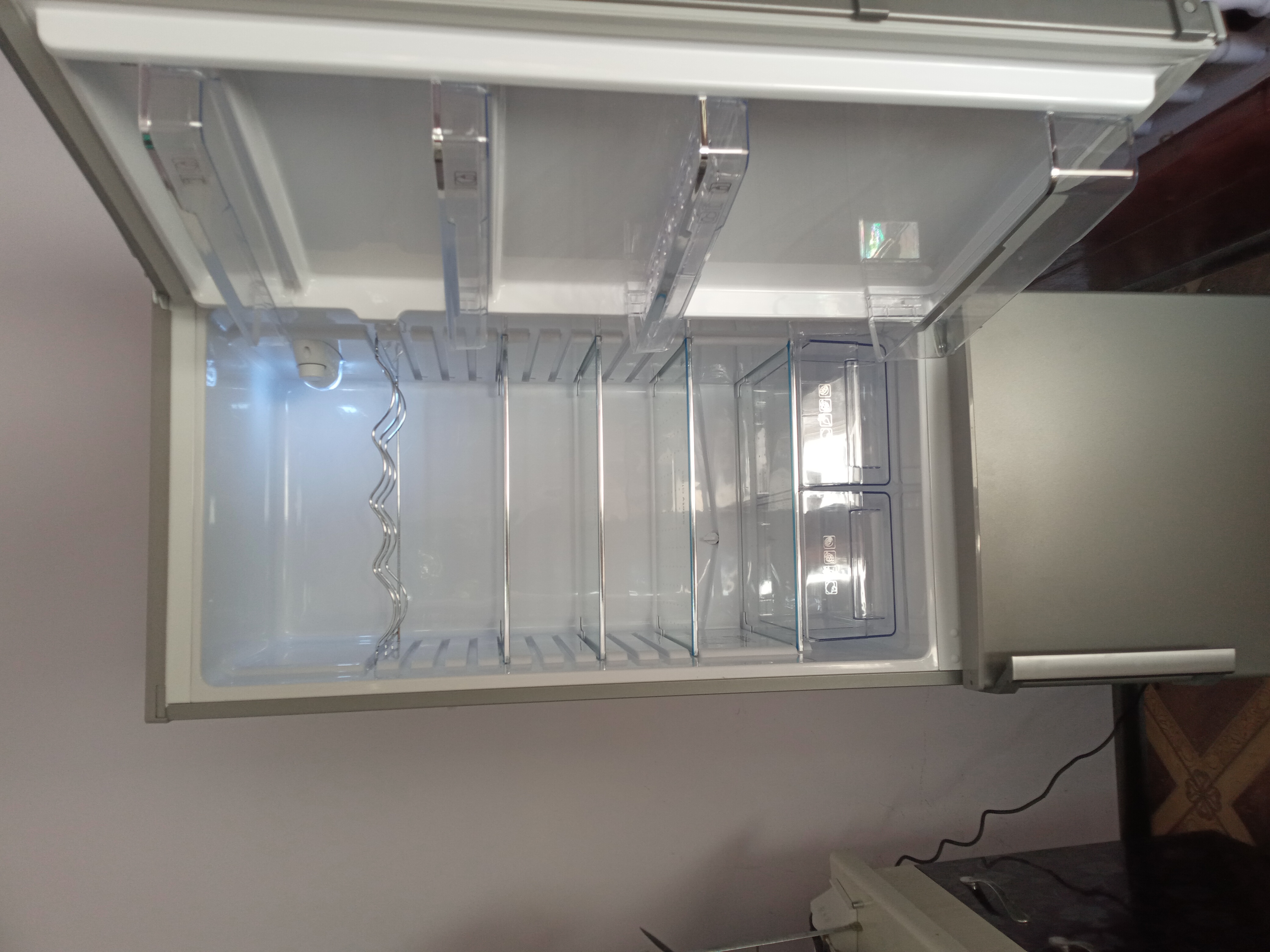 Sovutgich Shivaki HD 345 RN, 265 litr, Bio Frost