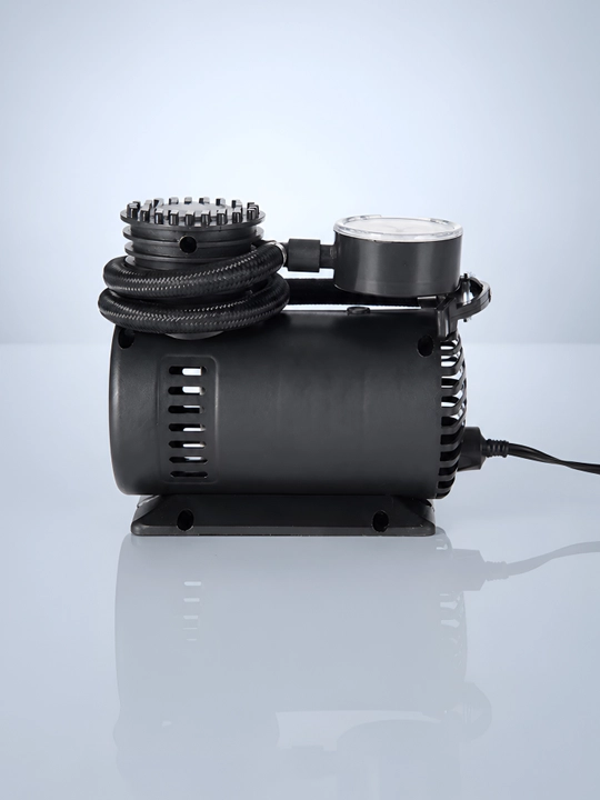 12V 300 PSI avtomobil kompressori, shinalar uchun nasos, manometr va adapterlar to‘plamda