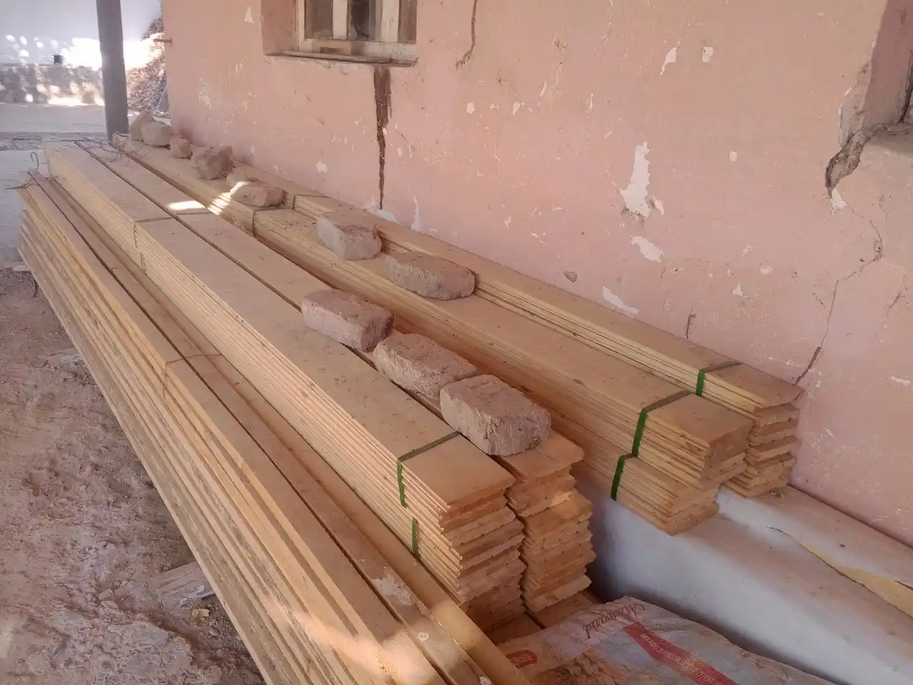 Taxta Pol - 12 × 2,5 sm, uzunligi 4 m