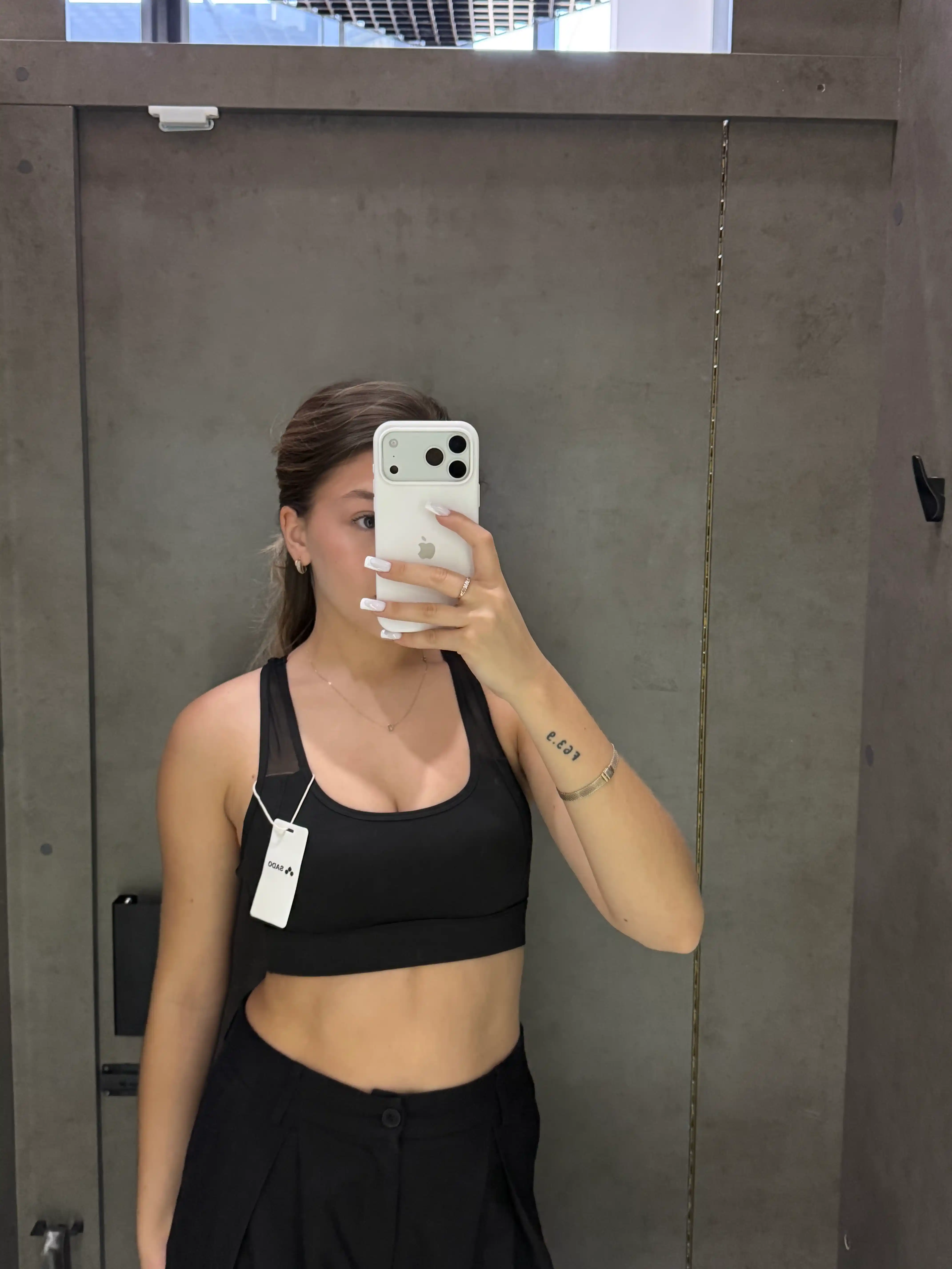 Sport topi ayollar uchun SADO