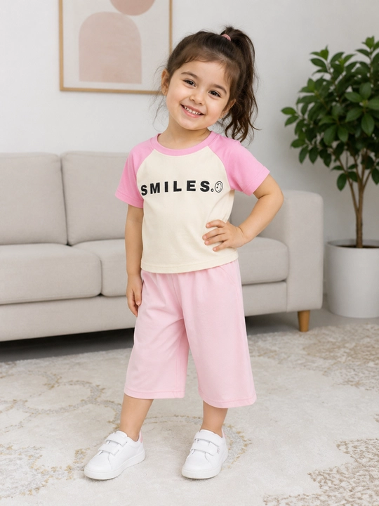 Qizlar uchun fulbolka va shortik- SMILES 2 qismli futbolka shortik to'plami - 