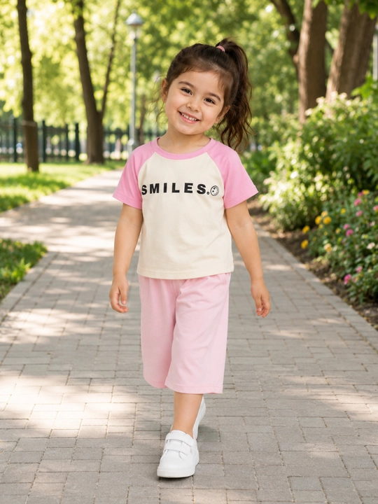 Комплект для девочек SMILES: футболка и шорты, 2 предмета