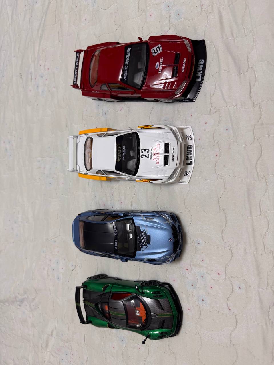 Kolleksion model BMW M8, 1:24, 21 sm