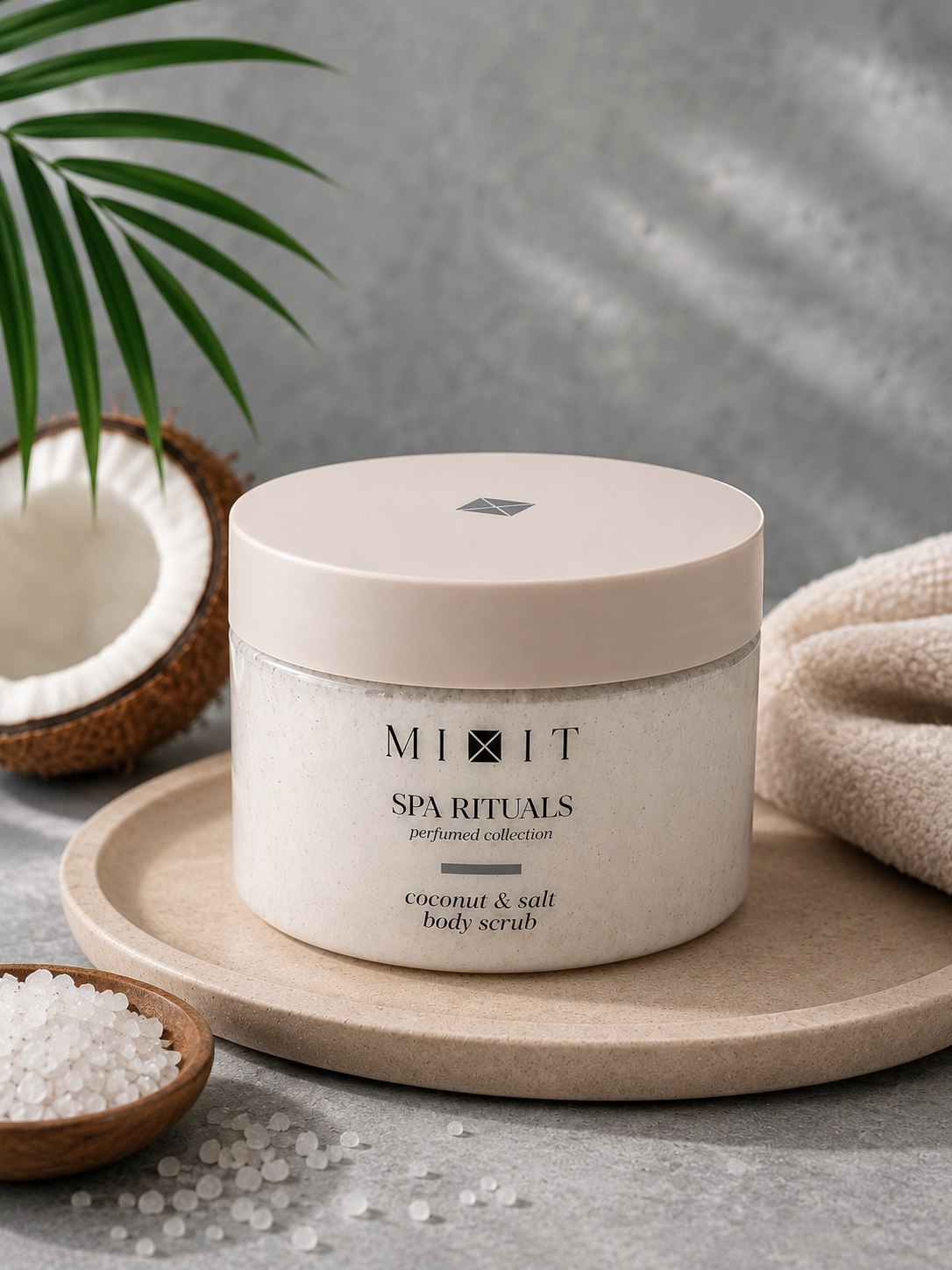 MIXIT SPA Rituals Perfumed Coconut & Salt Body Scrub - tana uchun skrab, 300 ml - 