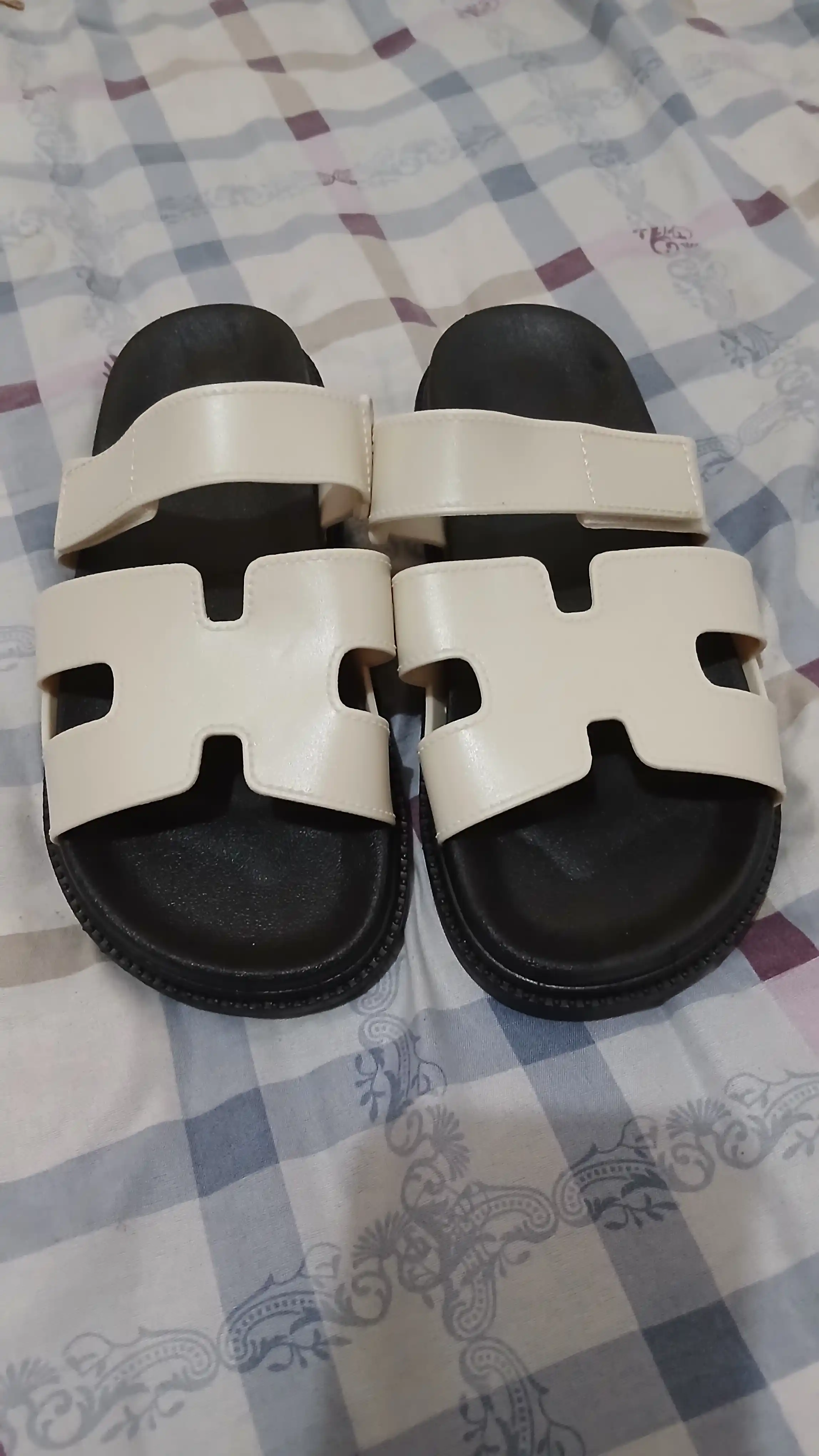 Shippaklar ayollar va qizlar uchun, HERMES, yumshoq, qulay