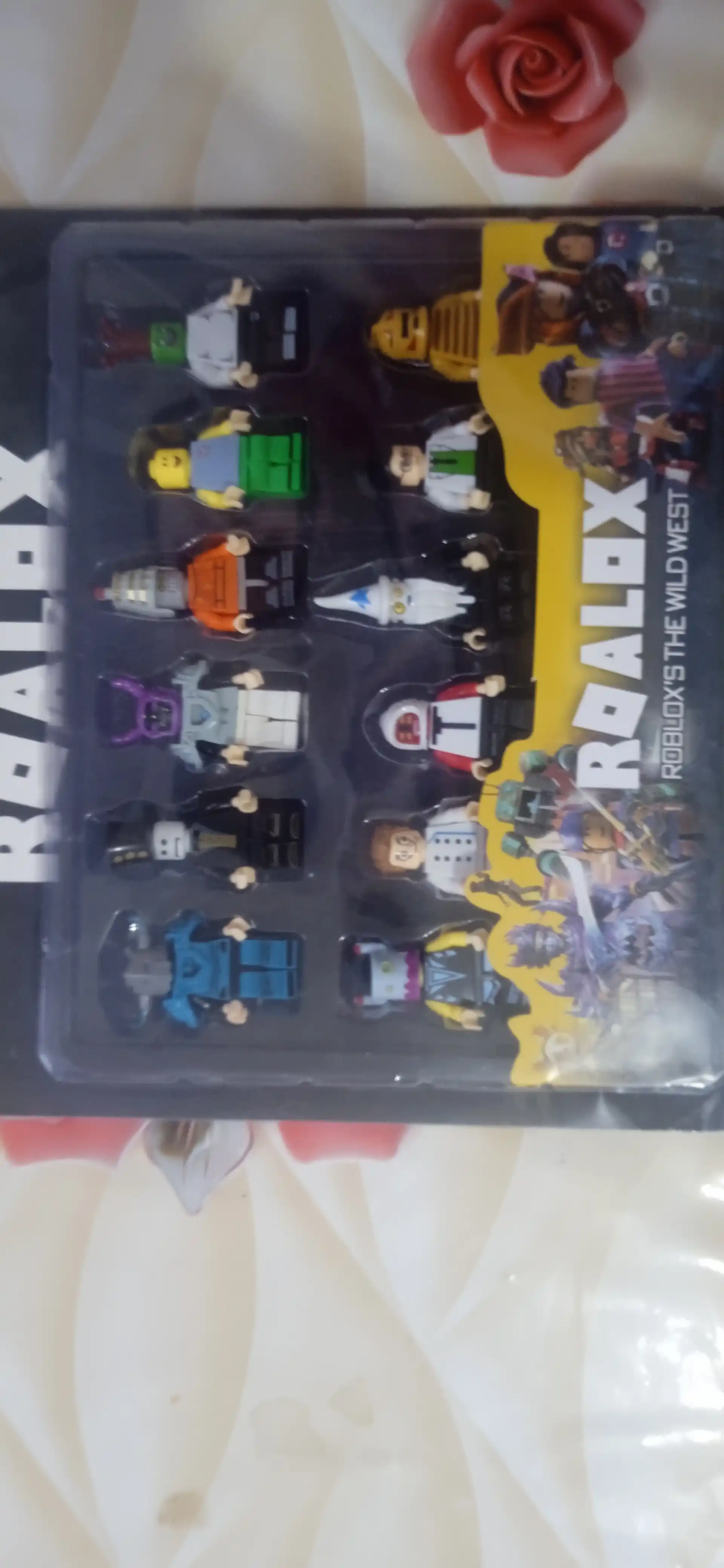 Minecraft va Roblox konstruktor o'yinchoqlar to'plami bolalar uchun figurkalar