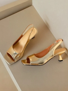 Tilla