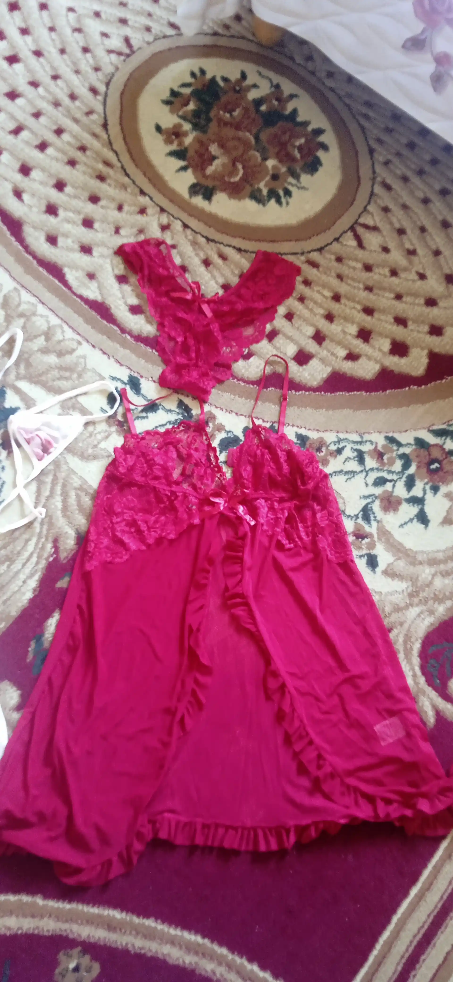 Penyuar, ayollar tungi ko‘ylagi, tungi ko‘ylak, ichki kiyim, to‘rli stringlar, pijama