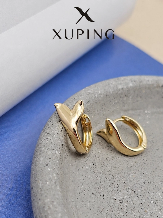 Xuping brendining oltin rangli ayollar ziraklari