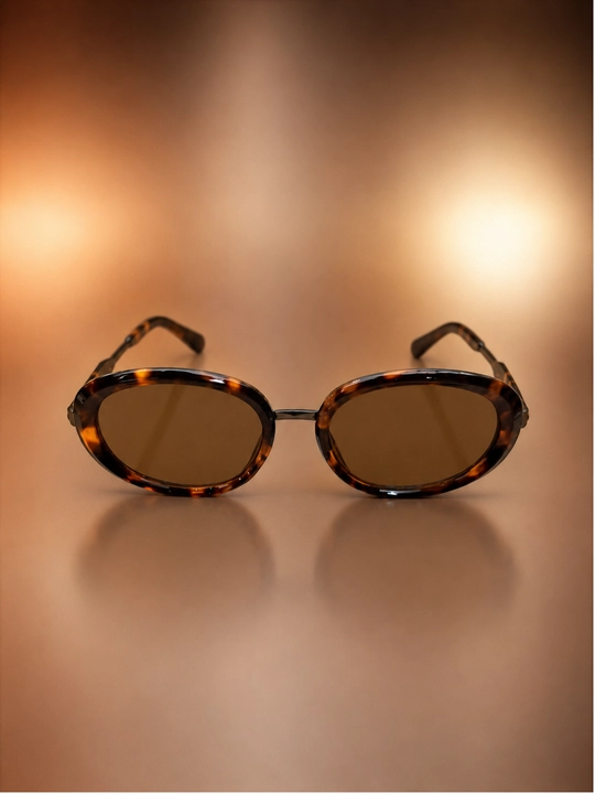 PRADA yozuvli ayollar quyosh ko‘zoynagi, oval ramka va gradient linza