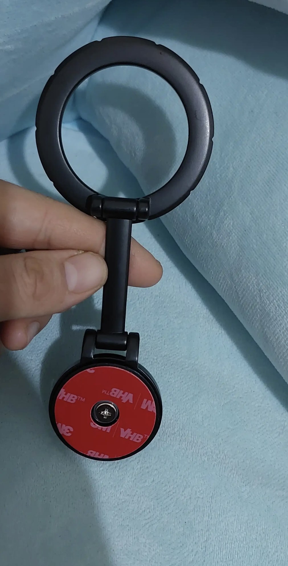 MagSafe telefon uchun 360° ga buriladigan avtomobil magnit tutqichi