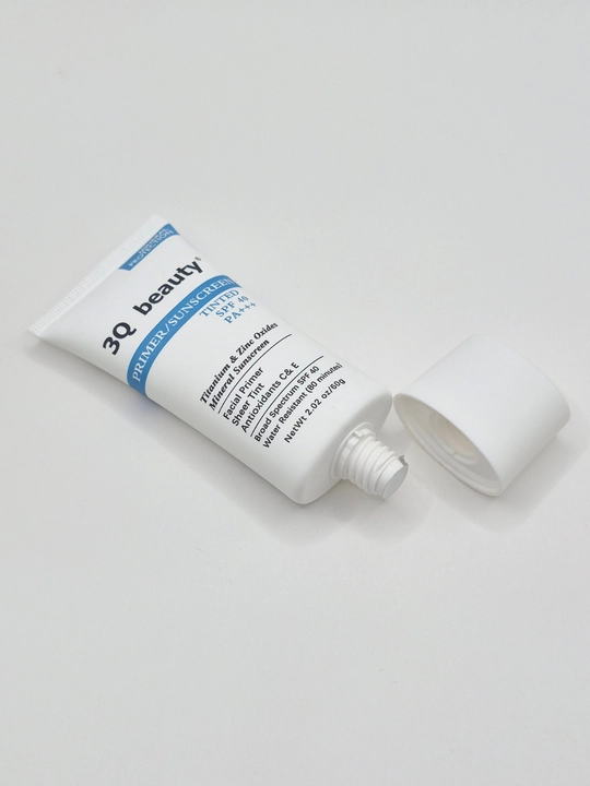 3Q Beauty Tinted SPF 40 PA+++ mineral quyoshdan himoyalovchi krem-praymeri, 60 g