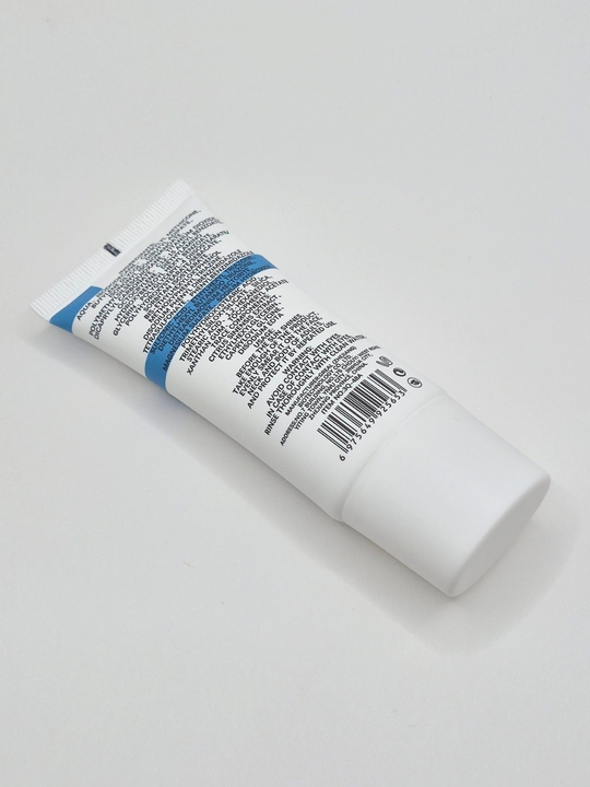 3Q Beauty Tinted SPF 40 PA+++ mineral quyoshdan himoyalovchi krem-praymeri, 60 g