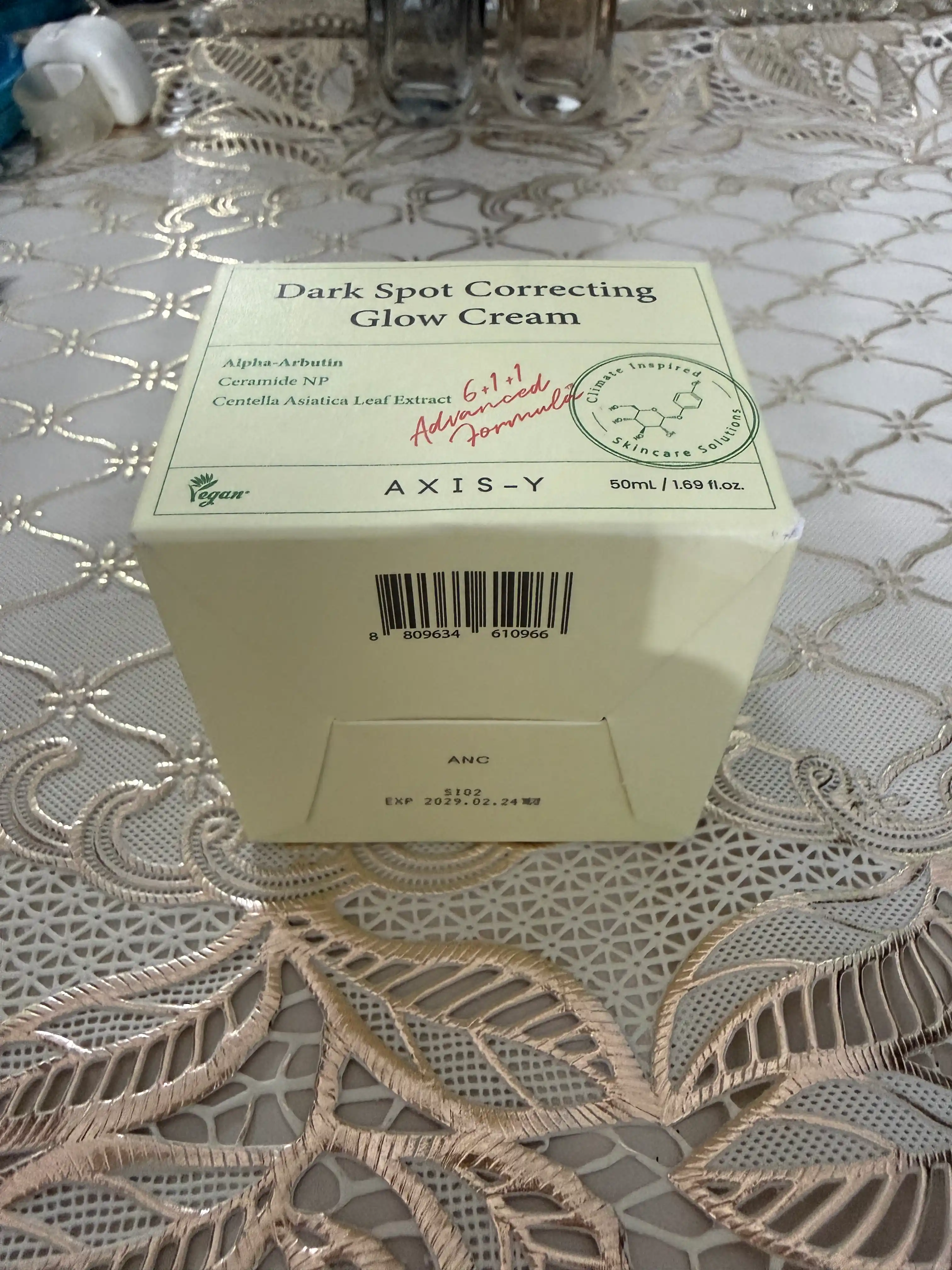 Осветляющий крем для лица Dark Spot Correcting Glow Cream AXIS-Y, 50 мл