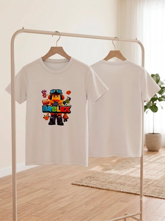 O‘g‘il va qiz bolalar uchun Roblox futbolka va shorti jamlanmasi